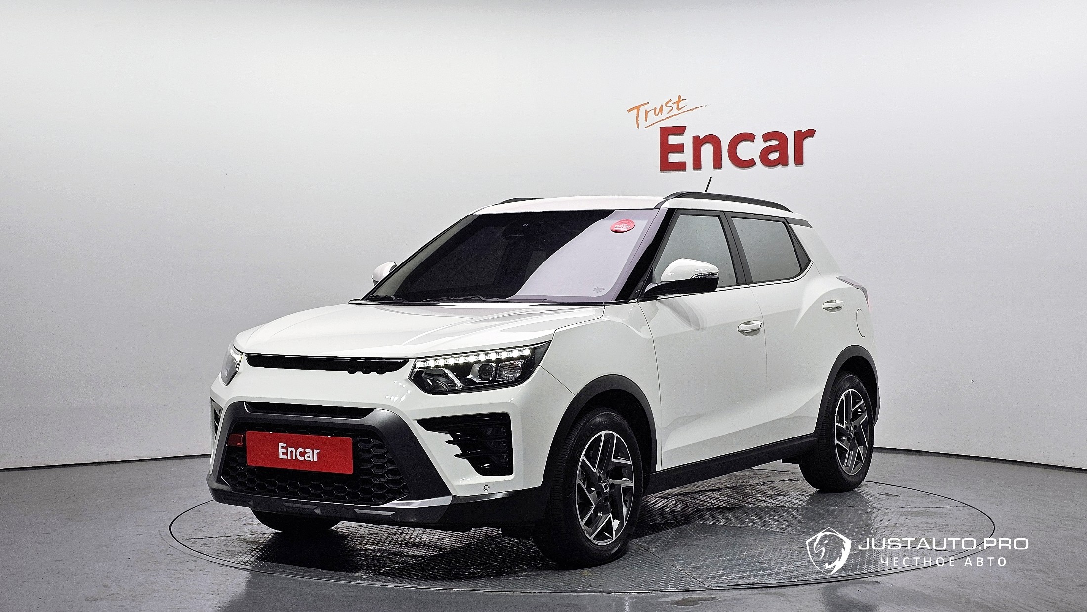 Автомобиль KG_Mobility_Ssangyong TIBOLI