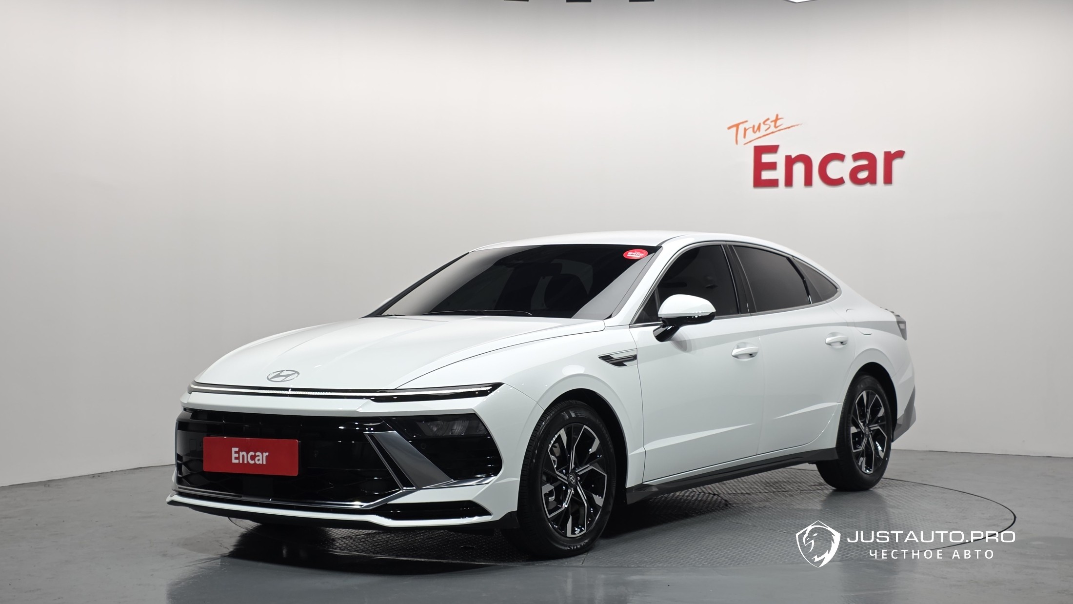 Автомобиль Hyundai Sonata