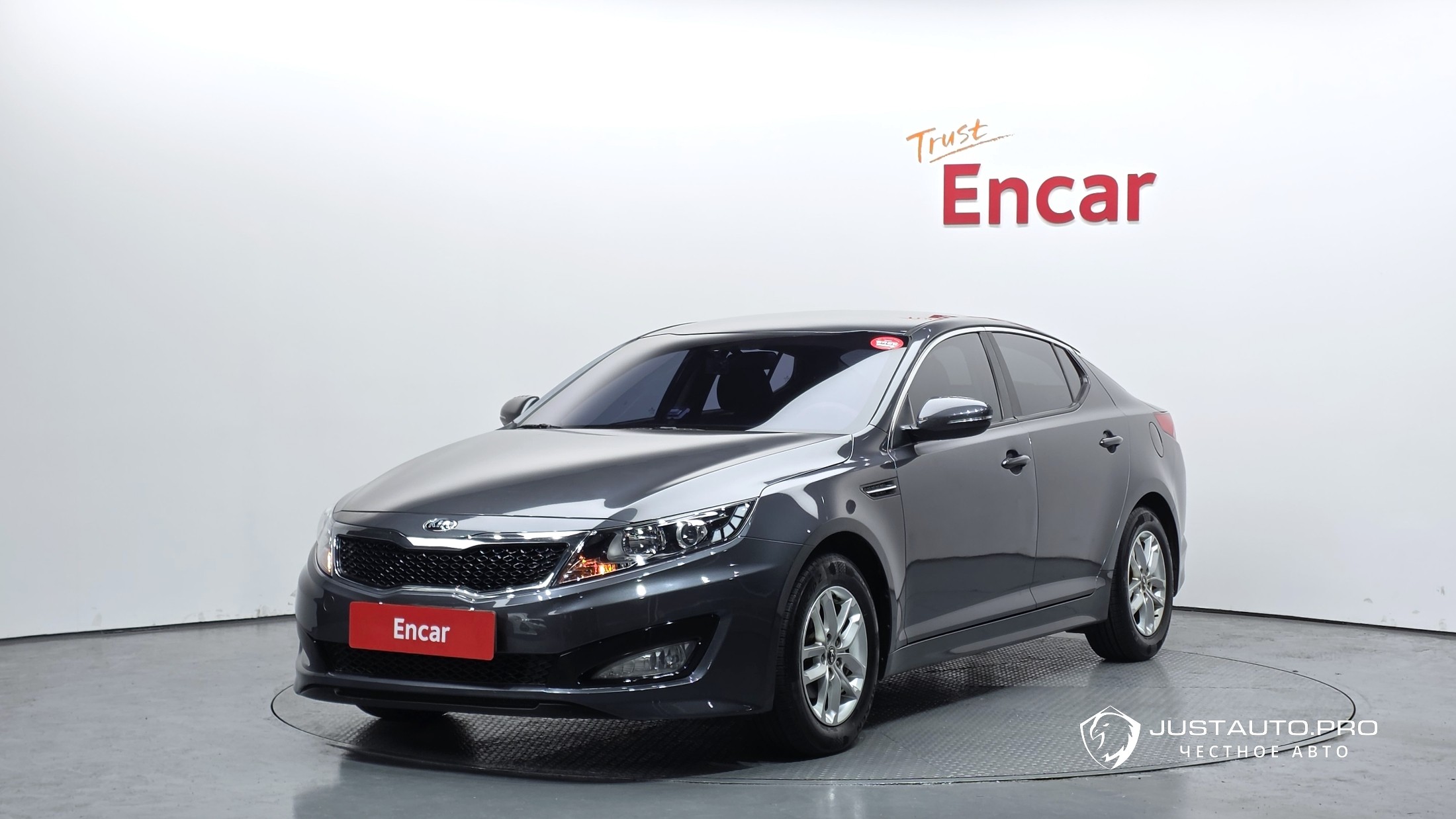 Автомобиль Kia K5