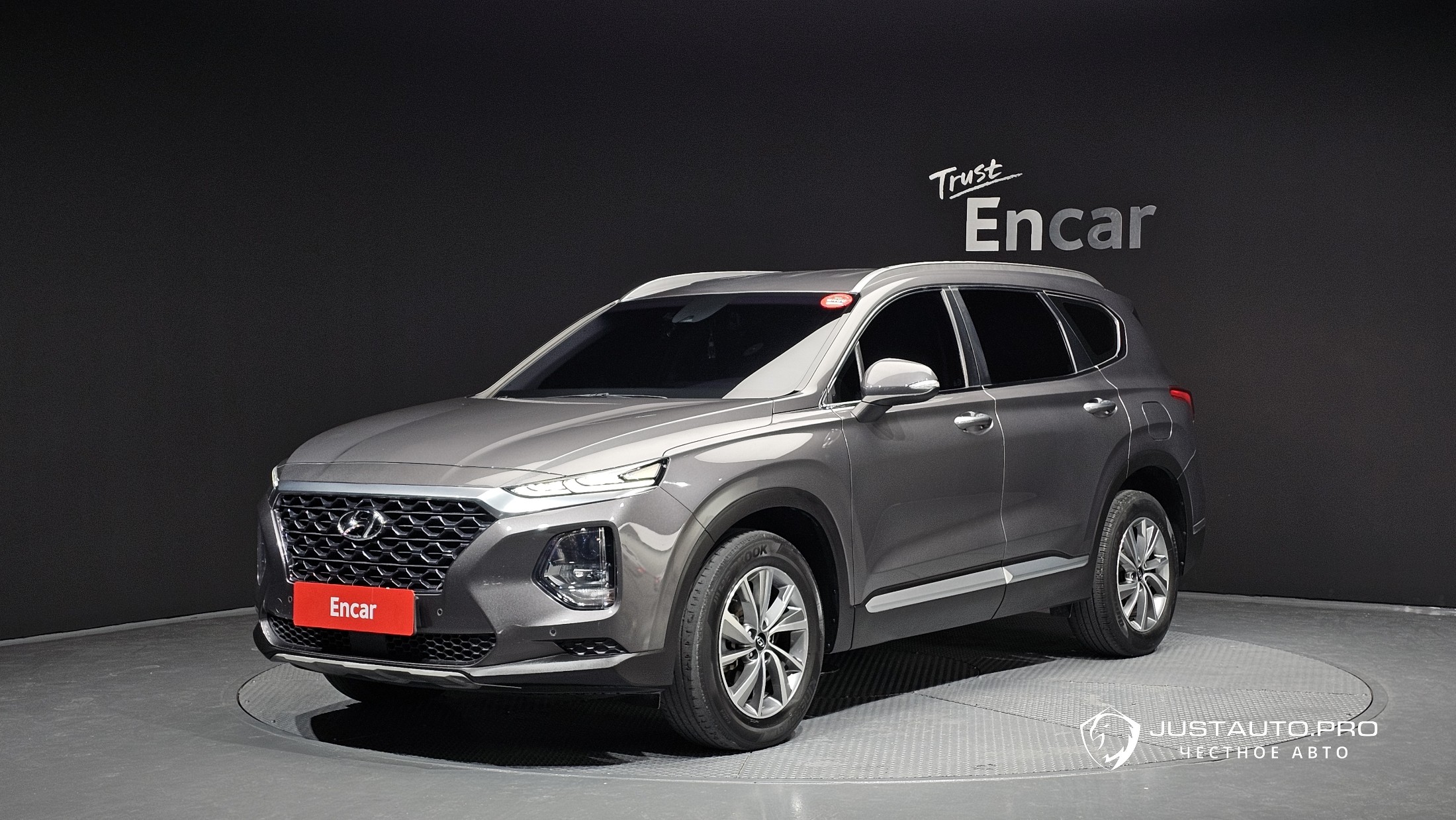 Автомобиль Hyundai Santafe