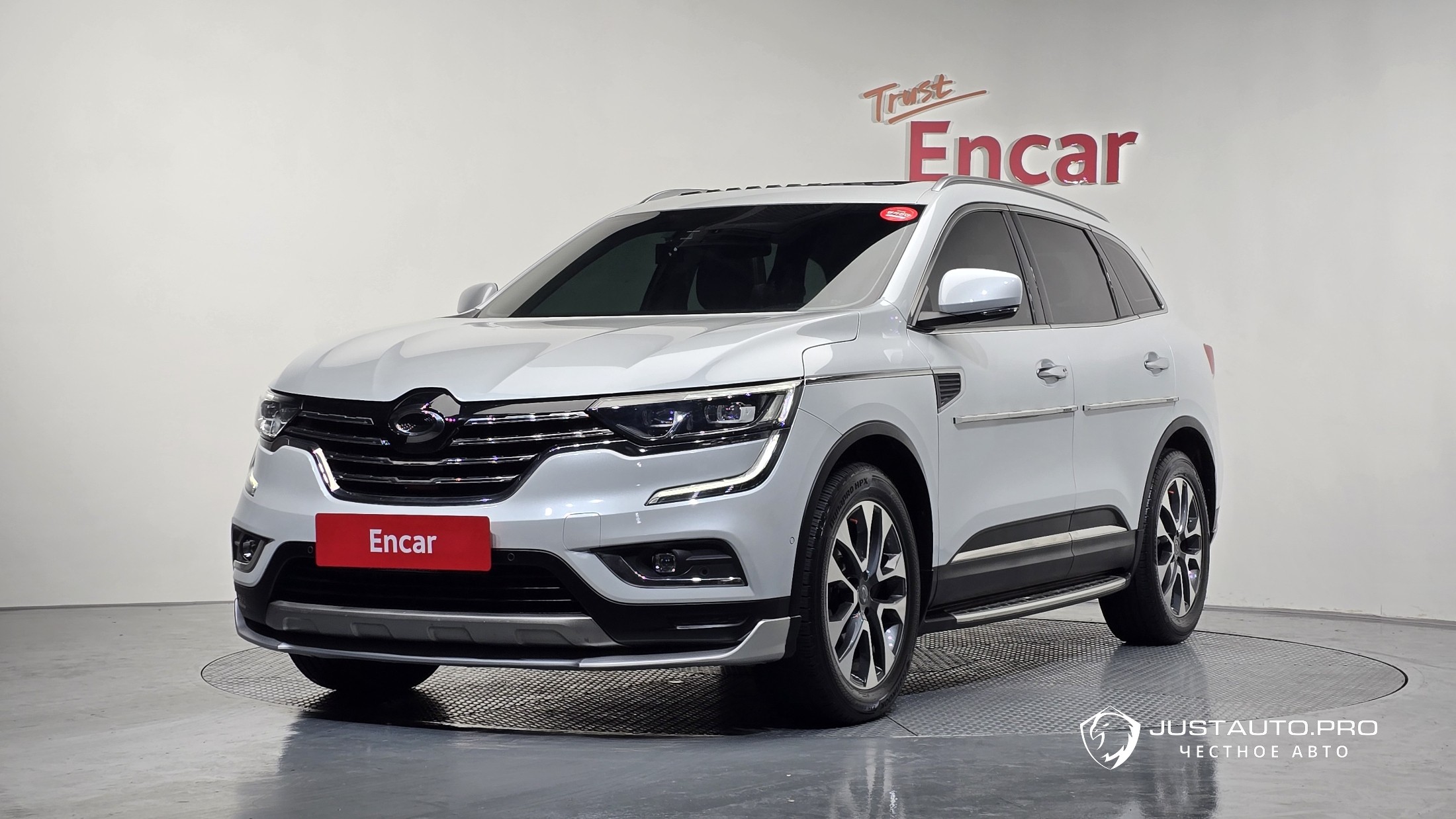 Автомобиль Renault-KoreaSamsung QM6