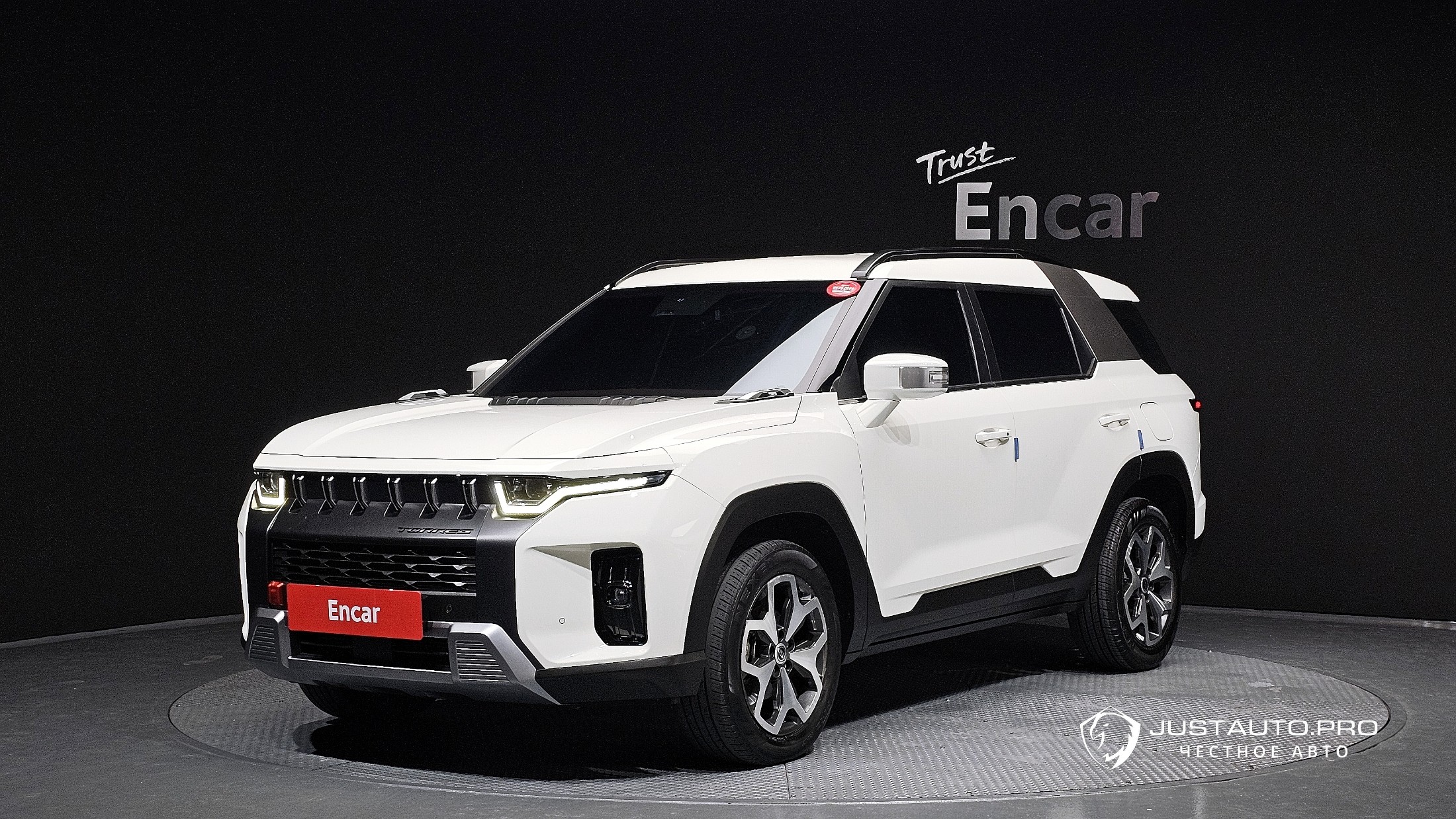 Автомобиль KG_Mobility_Ssangyong Torres