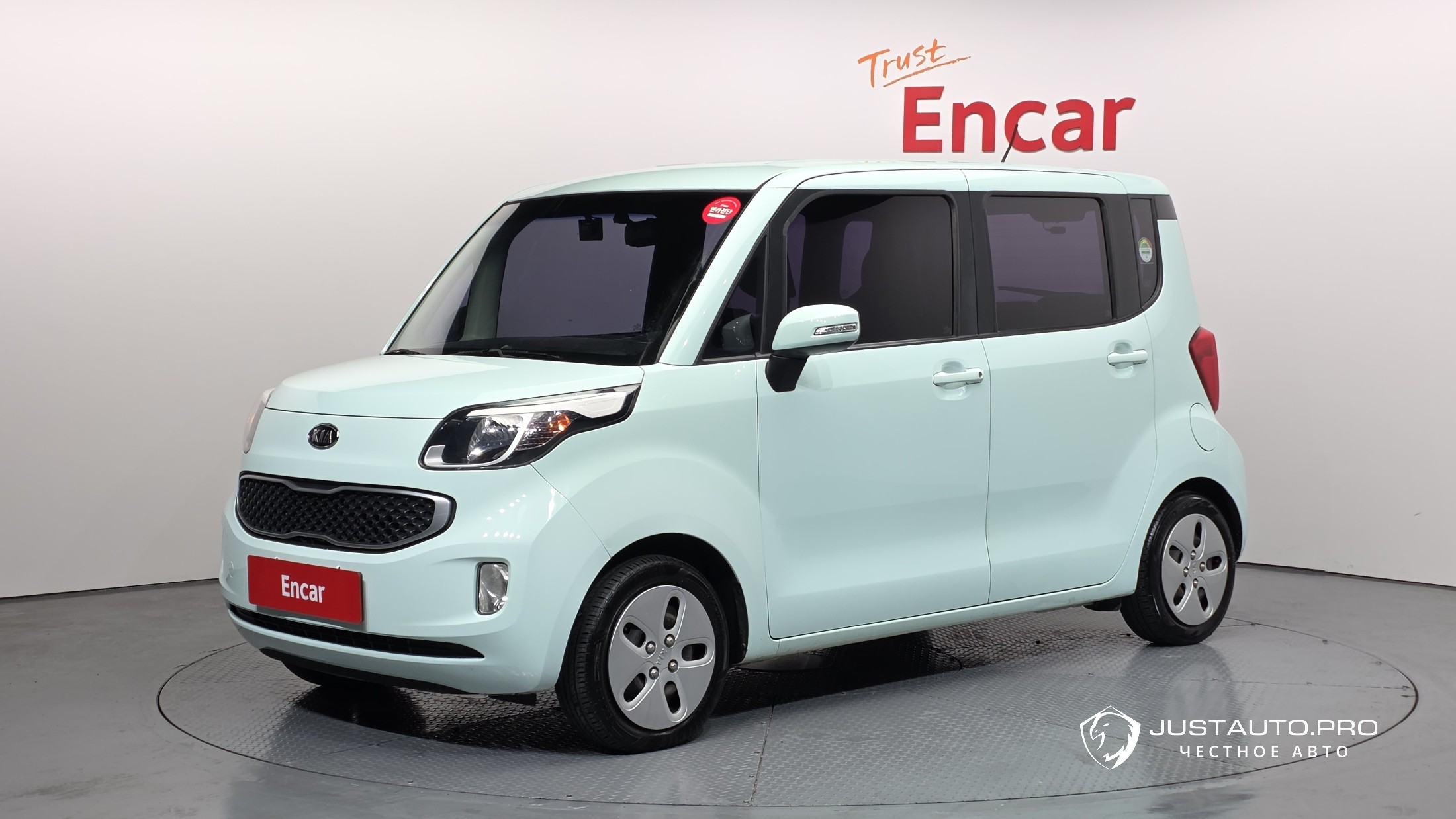 Автомобиль Kia RAY