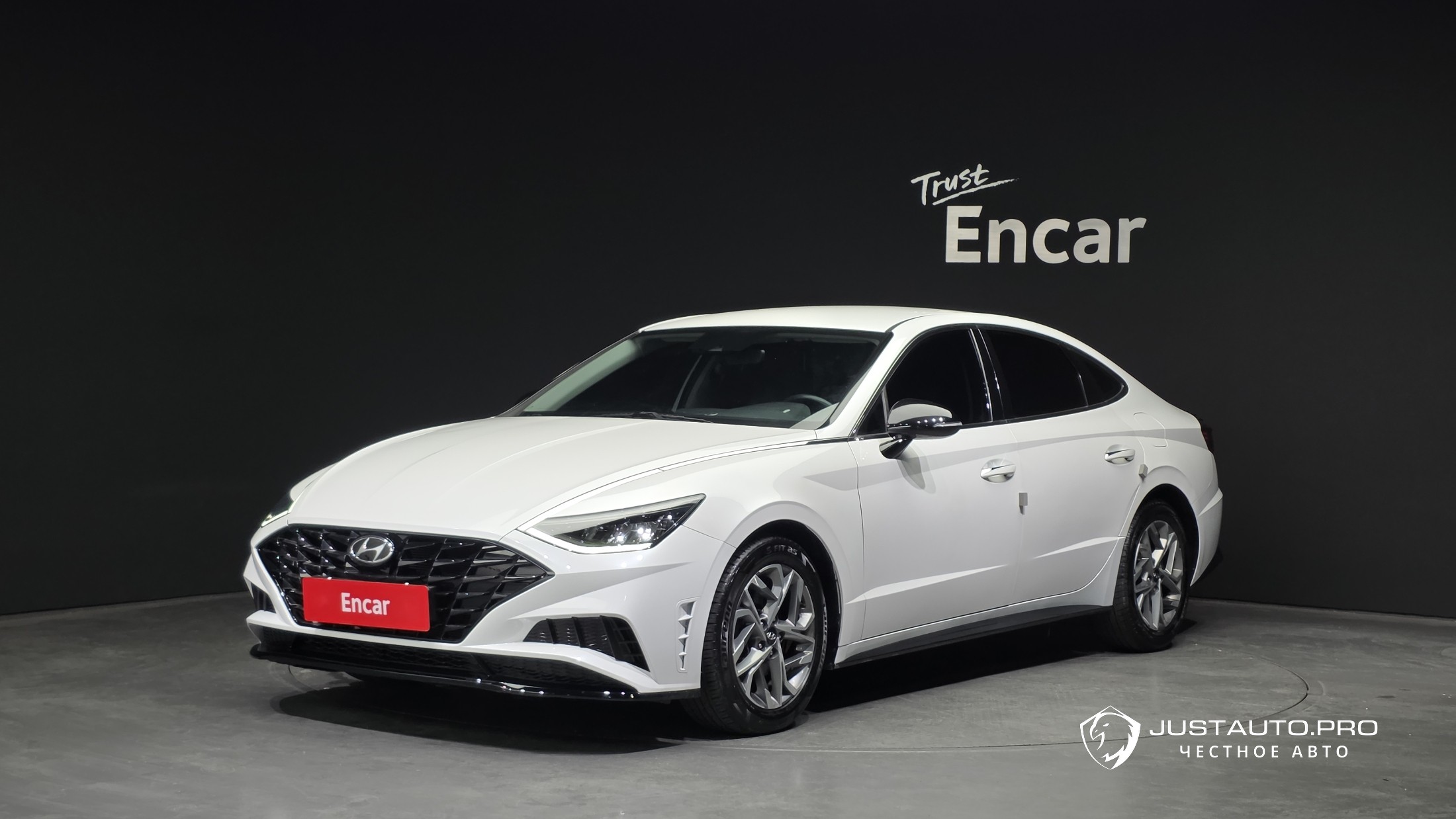 Автомобиль Hyundai Sonata