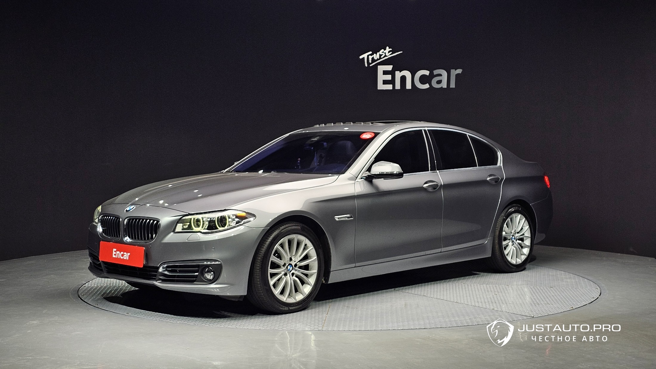 Автомобиль BMW 5-Series