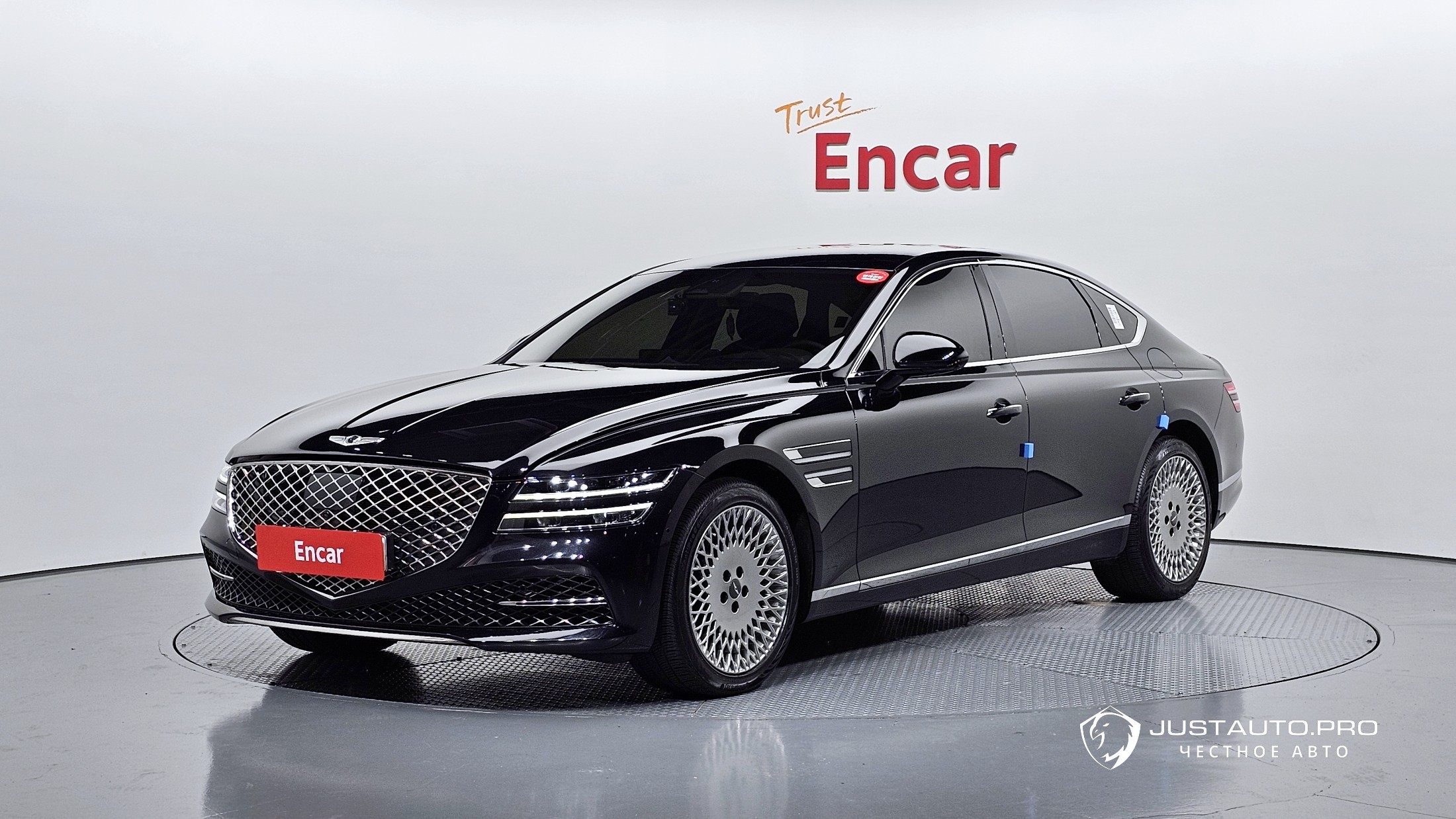 Автомобиль Genesis G80