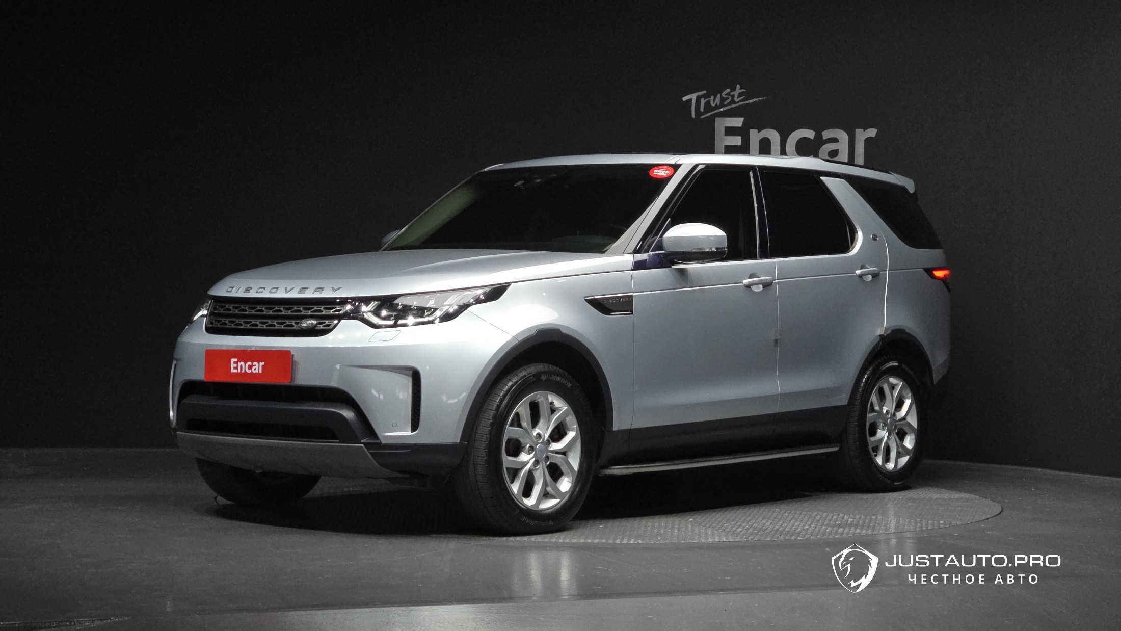 Автомобиль Land Rover Discovery