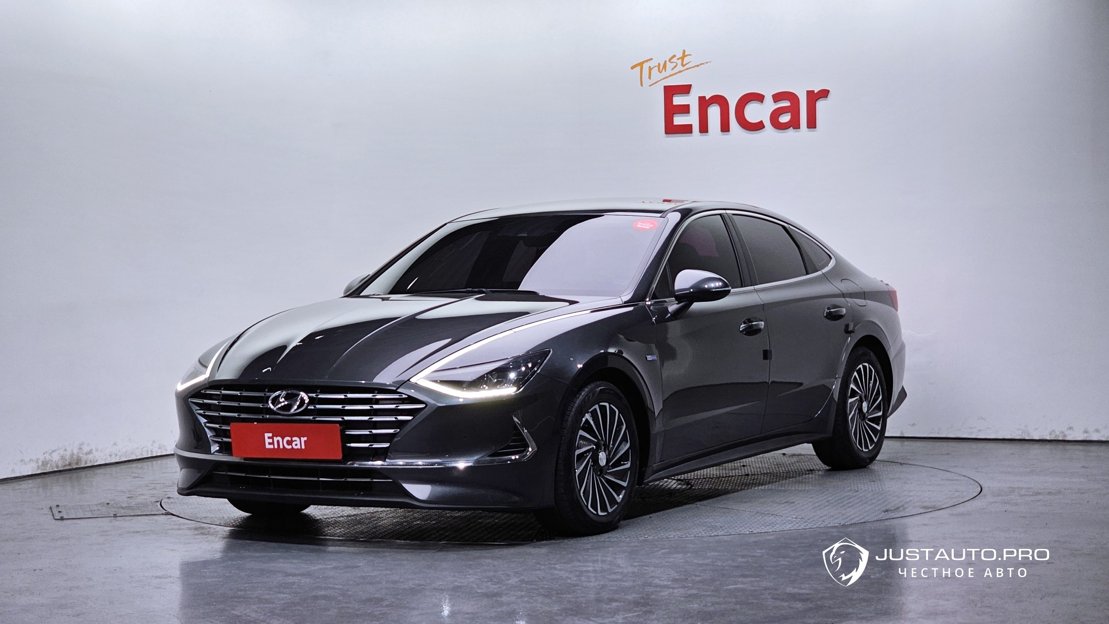 Автомобиль Hyundai Sonata