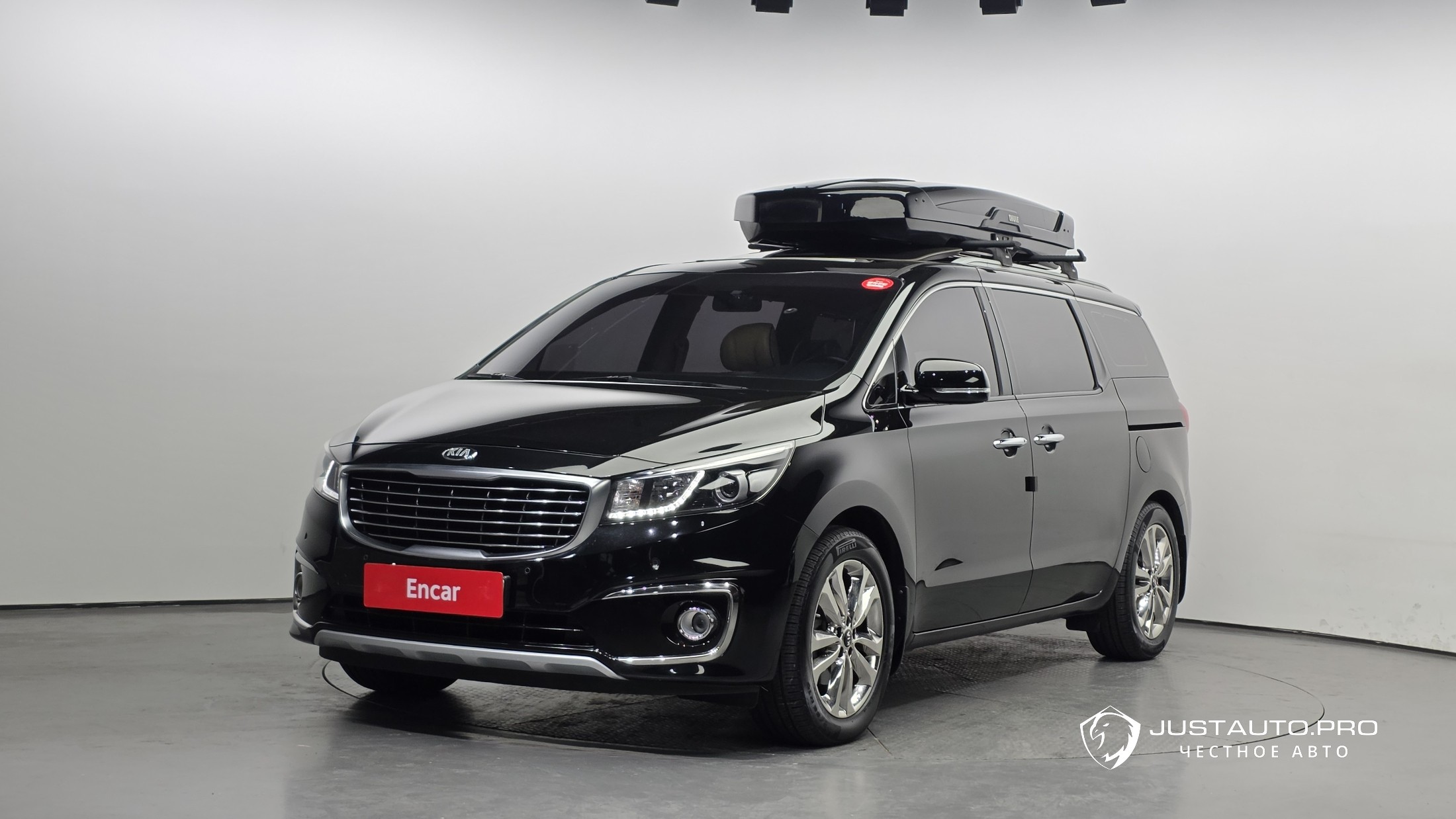 Автомобиль Kia Canival