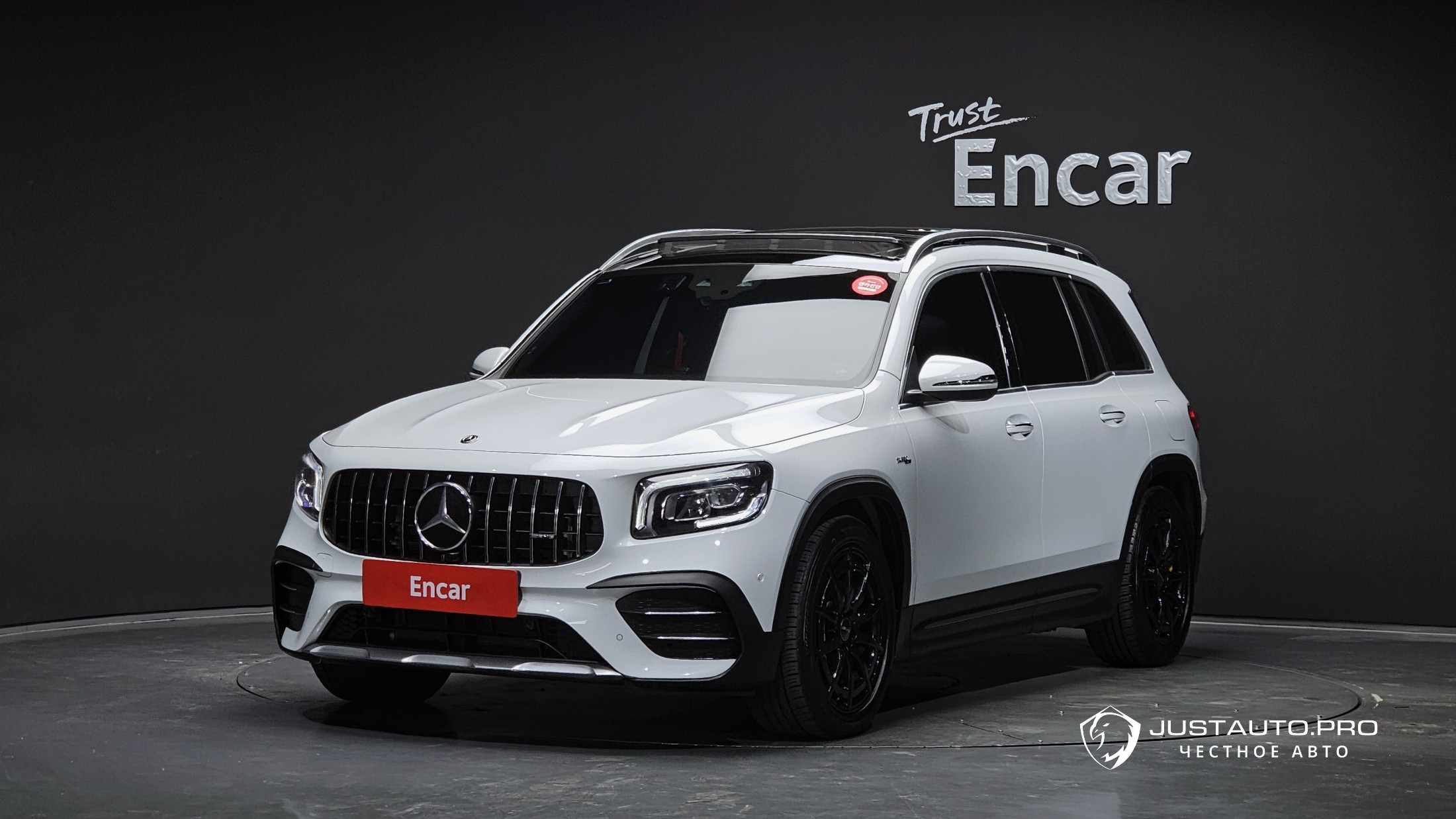 Автомобиль Mercedes-Benz GLB-Class