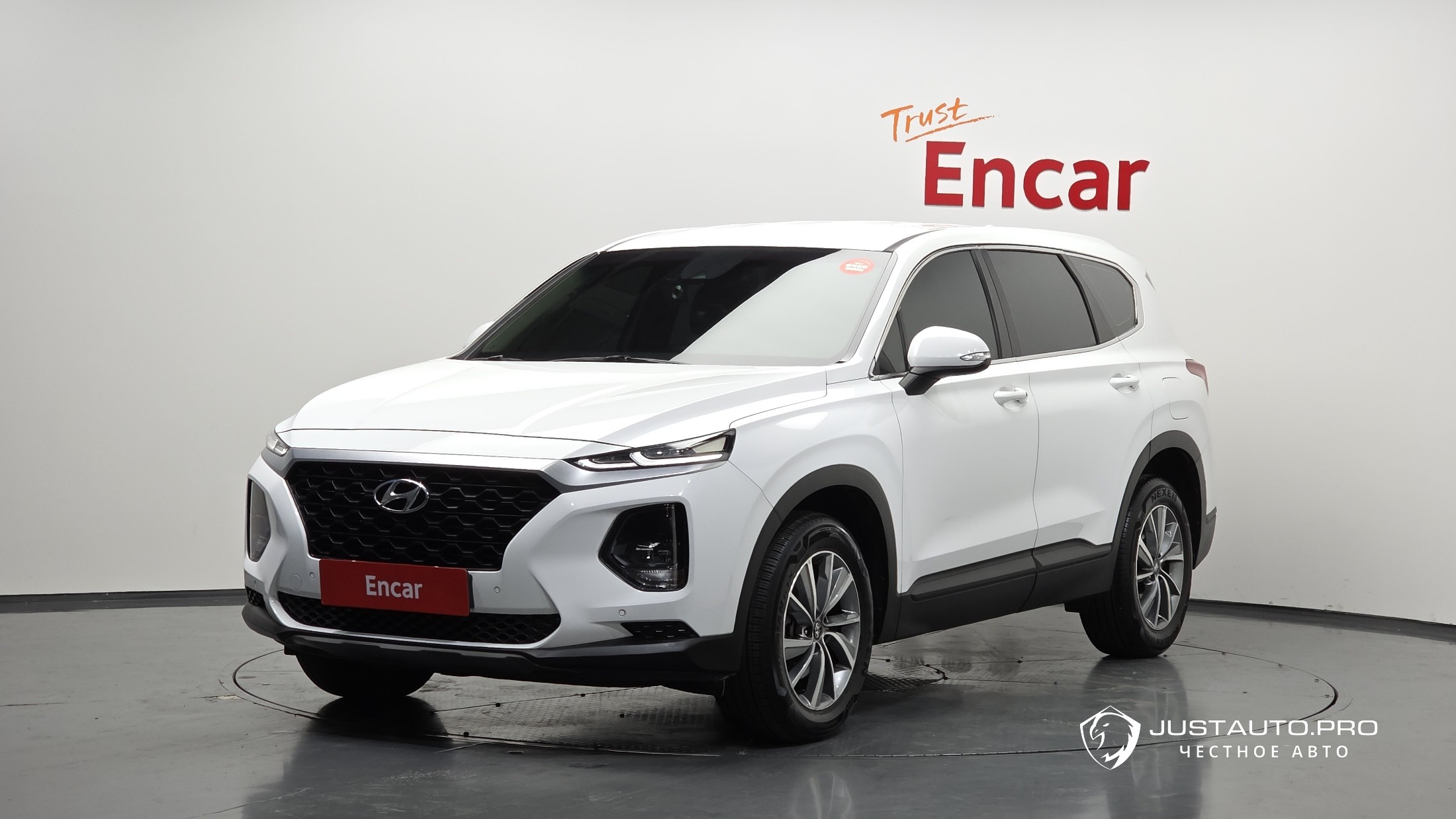 Автомобиль Hyundai Santafe