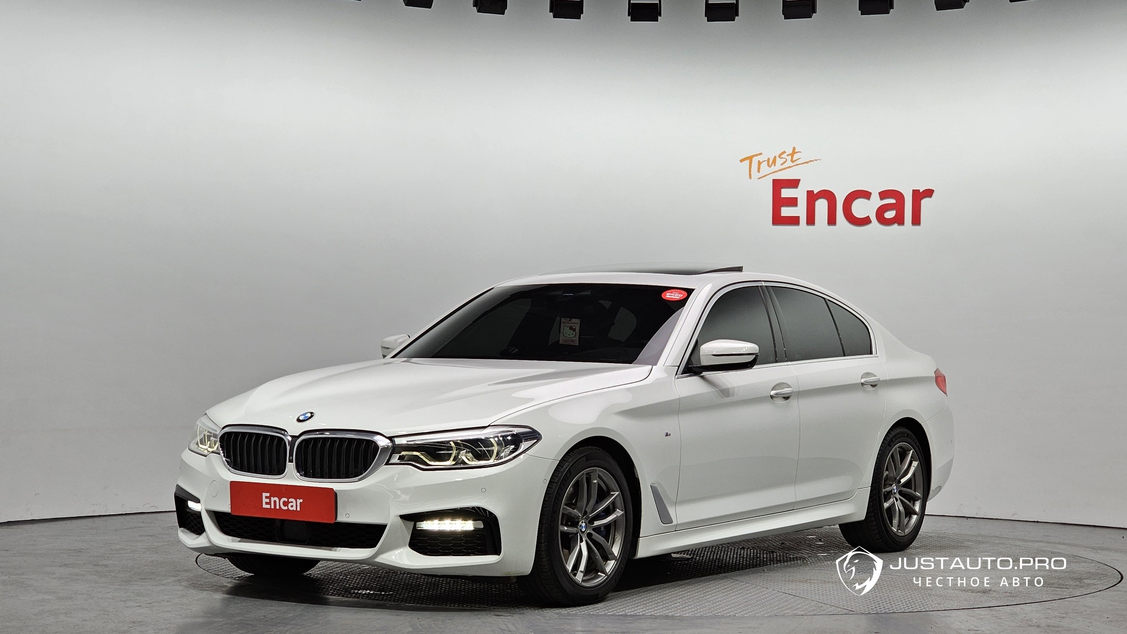 Автомобиль BMW 5-Series