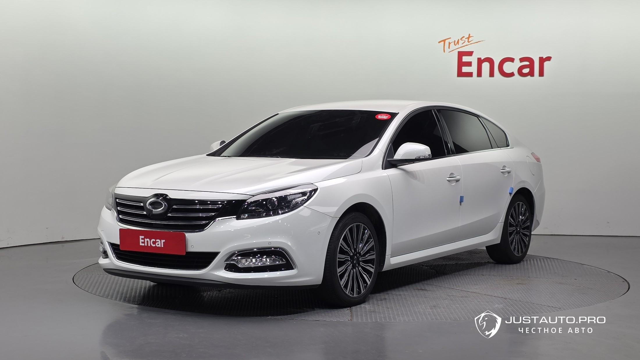 Автомобиль Renault-KoreaSamsung SM7