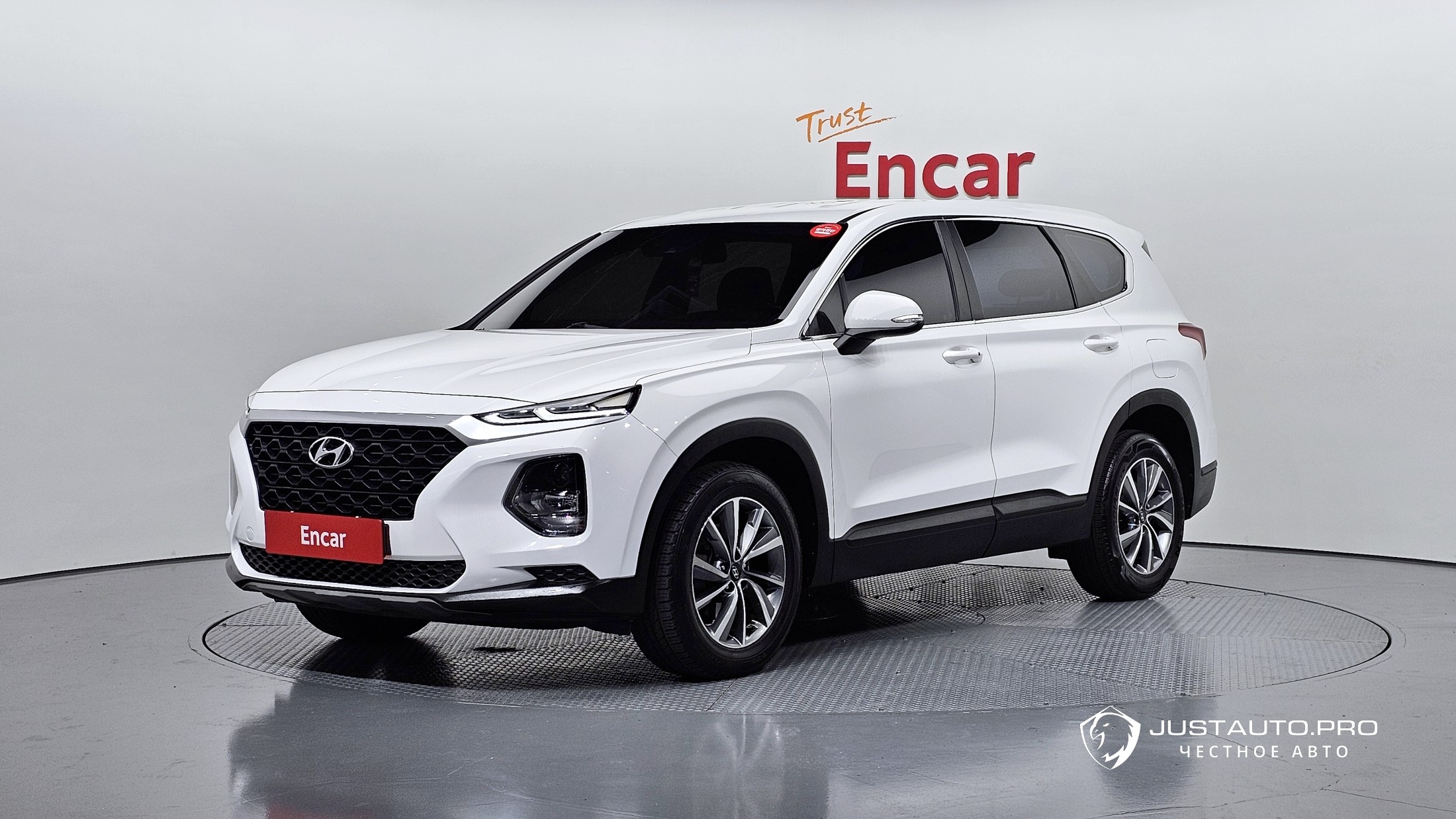 Автомобиль Hyundai Santafe