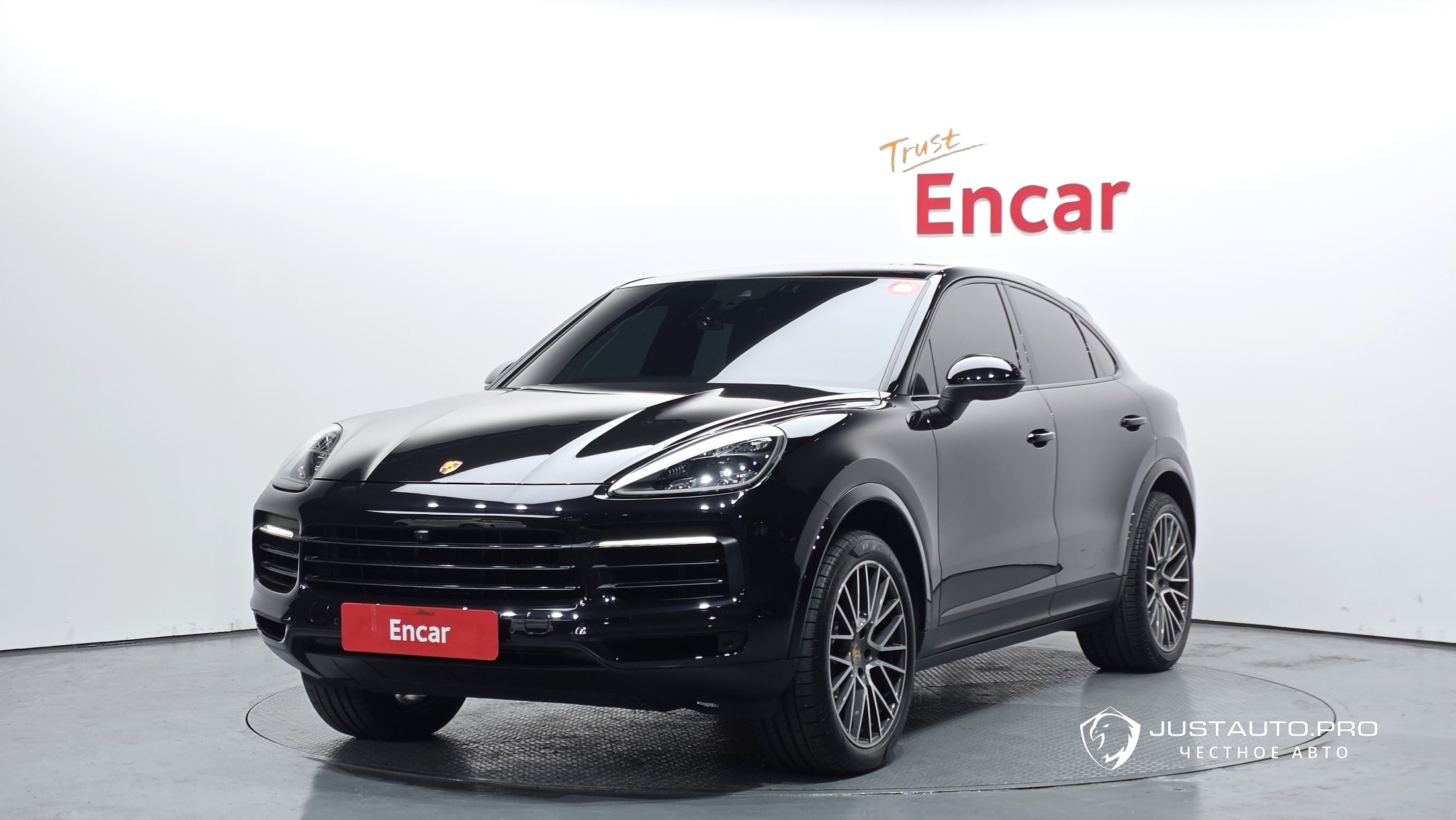 Автомобиль Porsche Cayenne