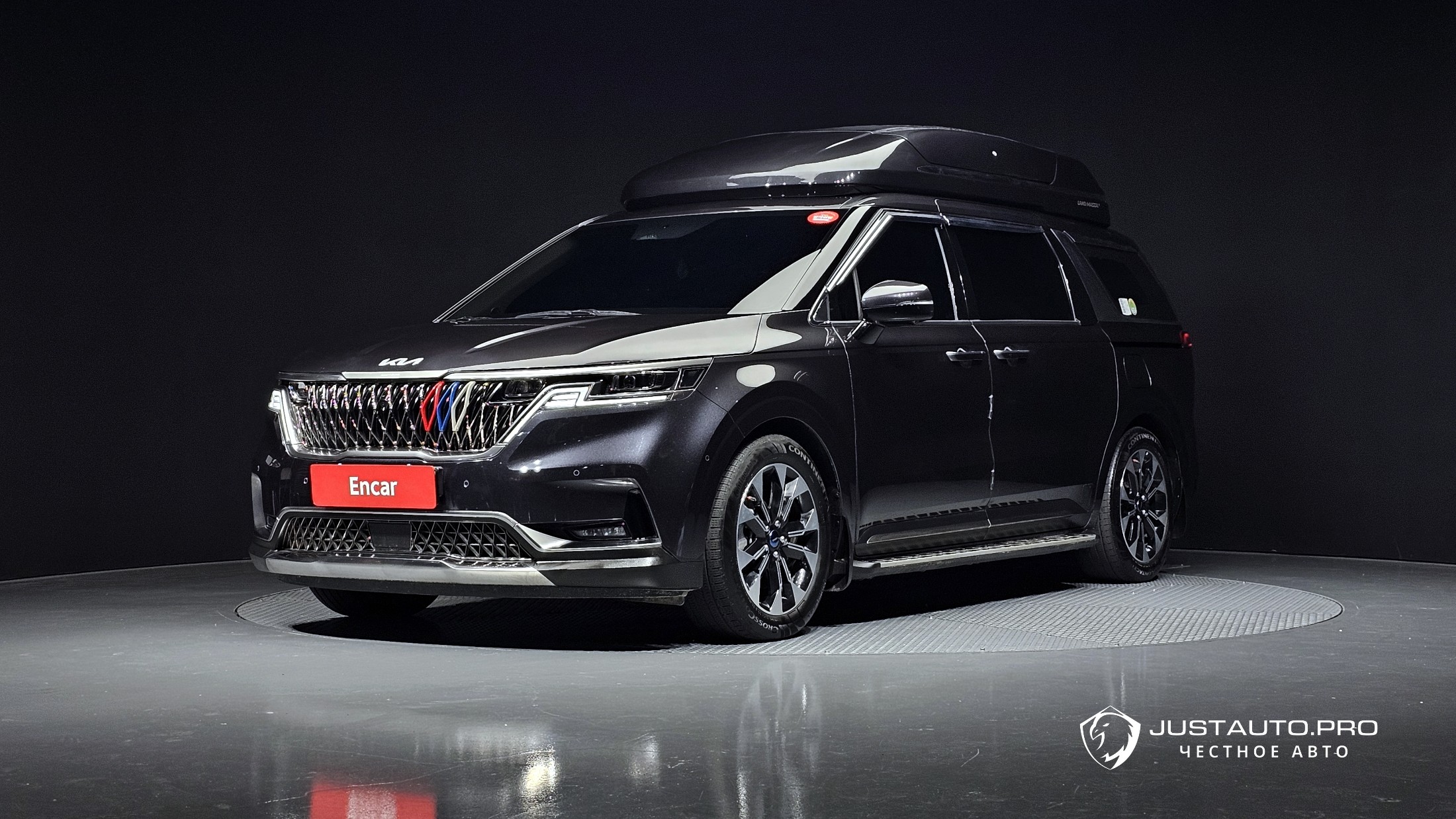 Автомобиль Kia Canival