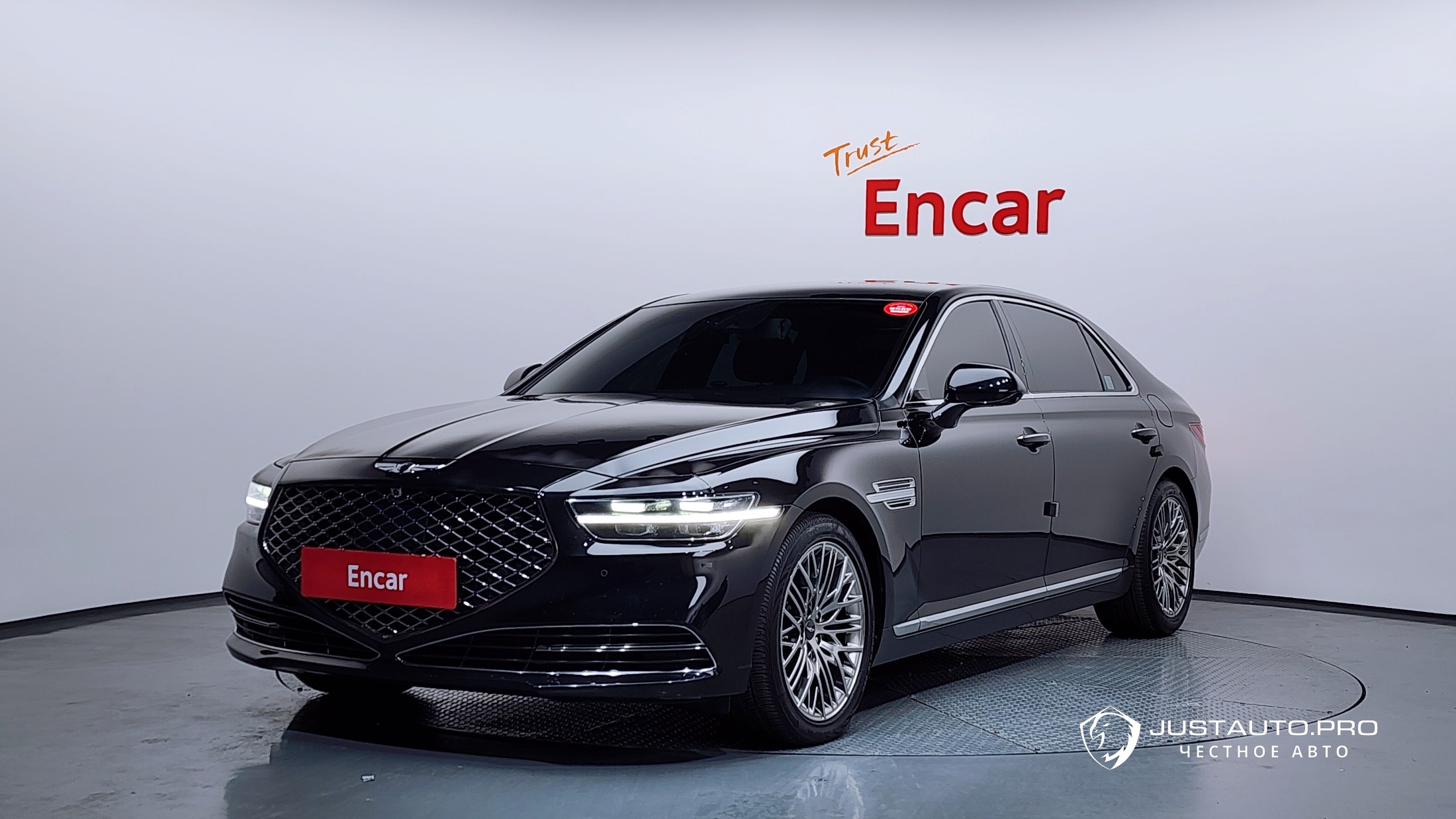Автомобиль Genesis G90