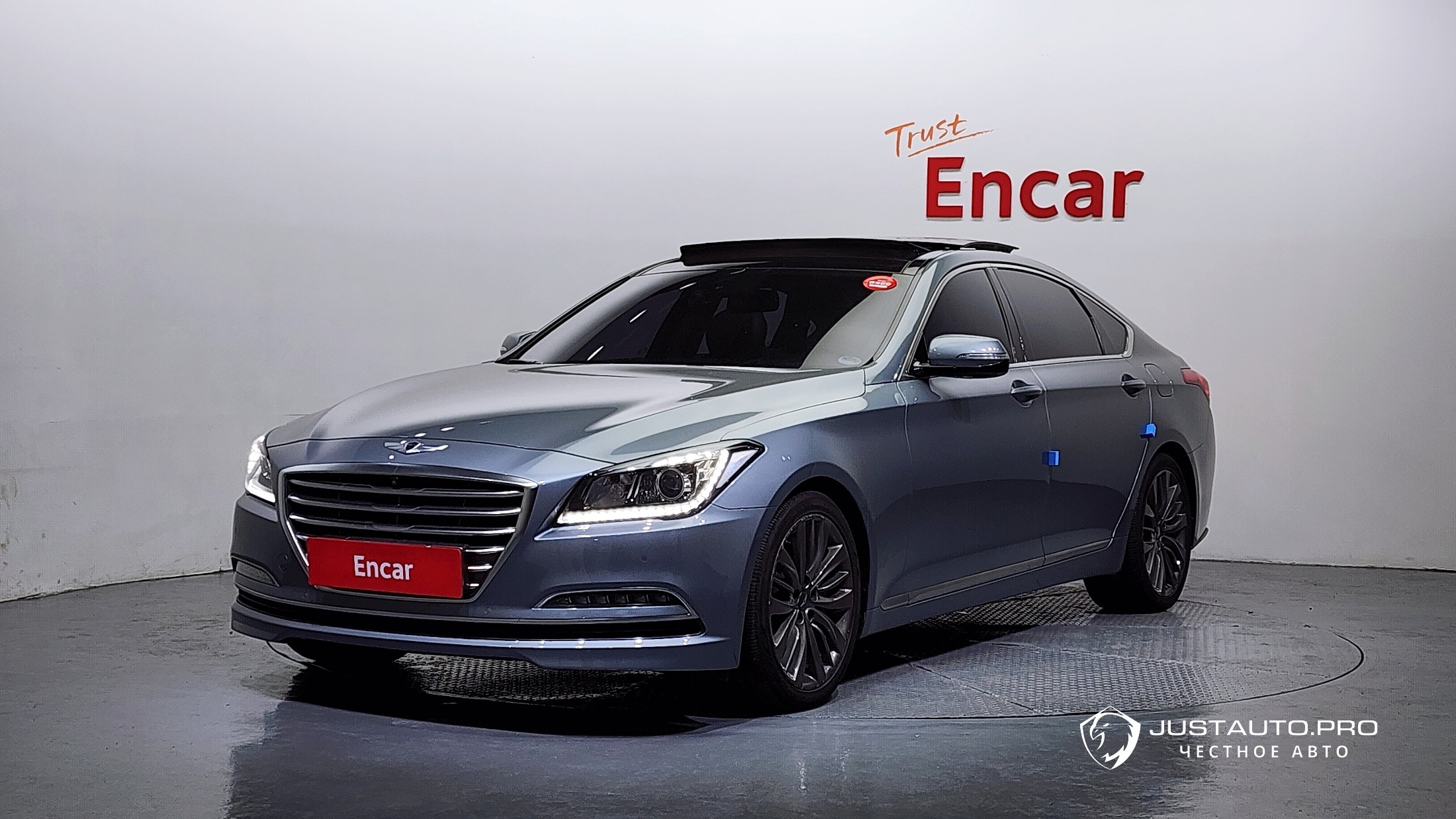 Автомобиль Hyundai Genesis