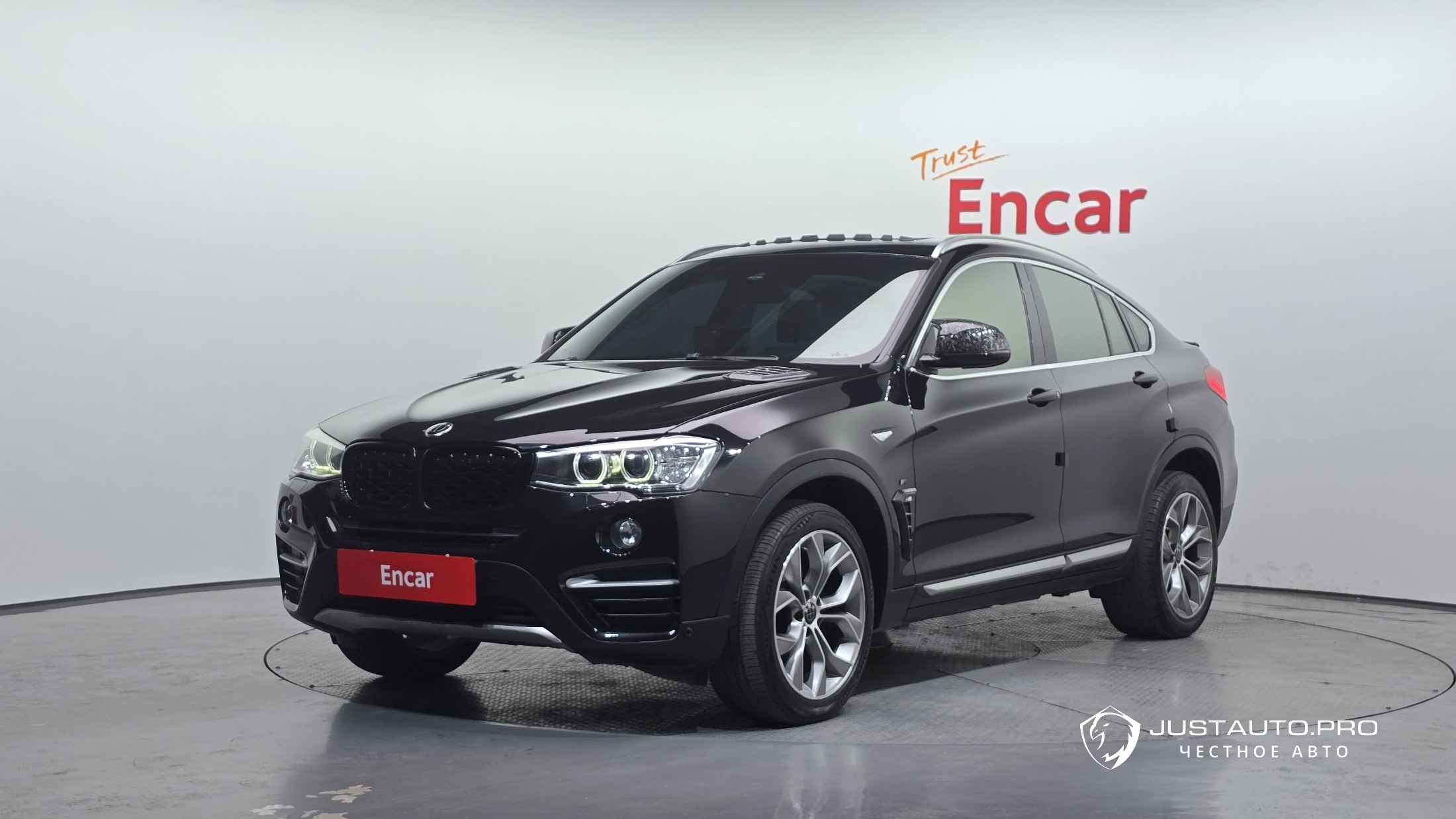 Автомобиль BMW X4