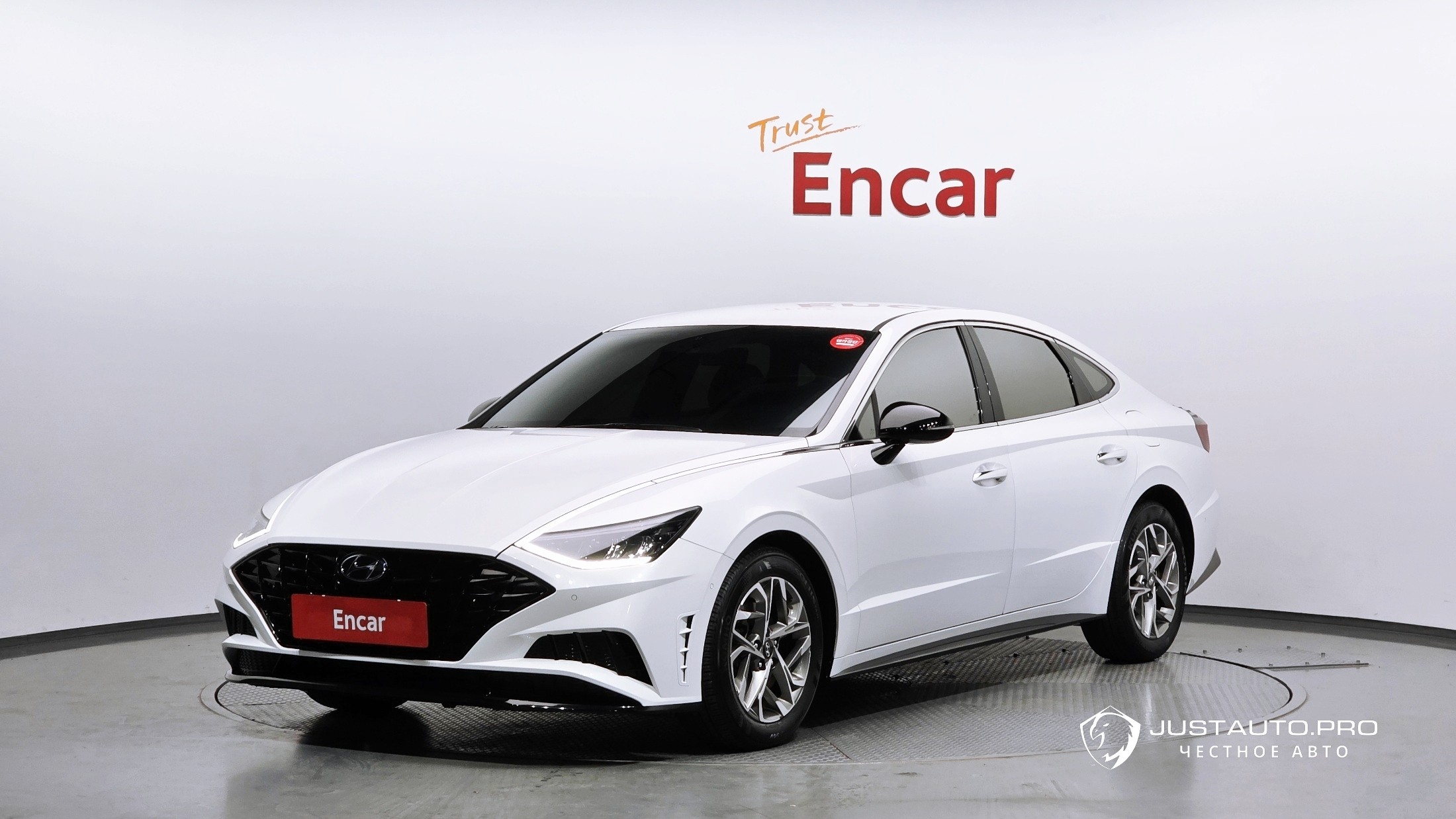 Автомобиль Hyundai Sonata