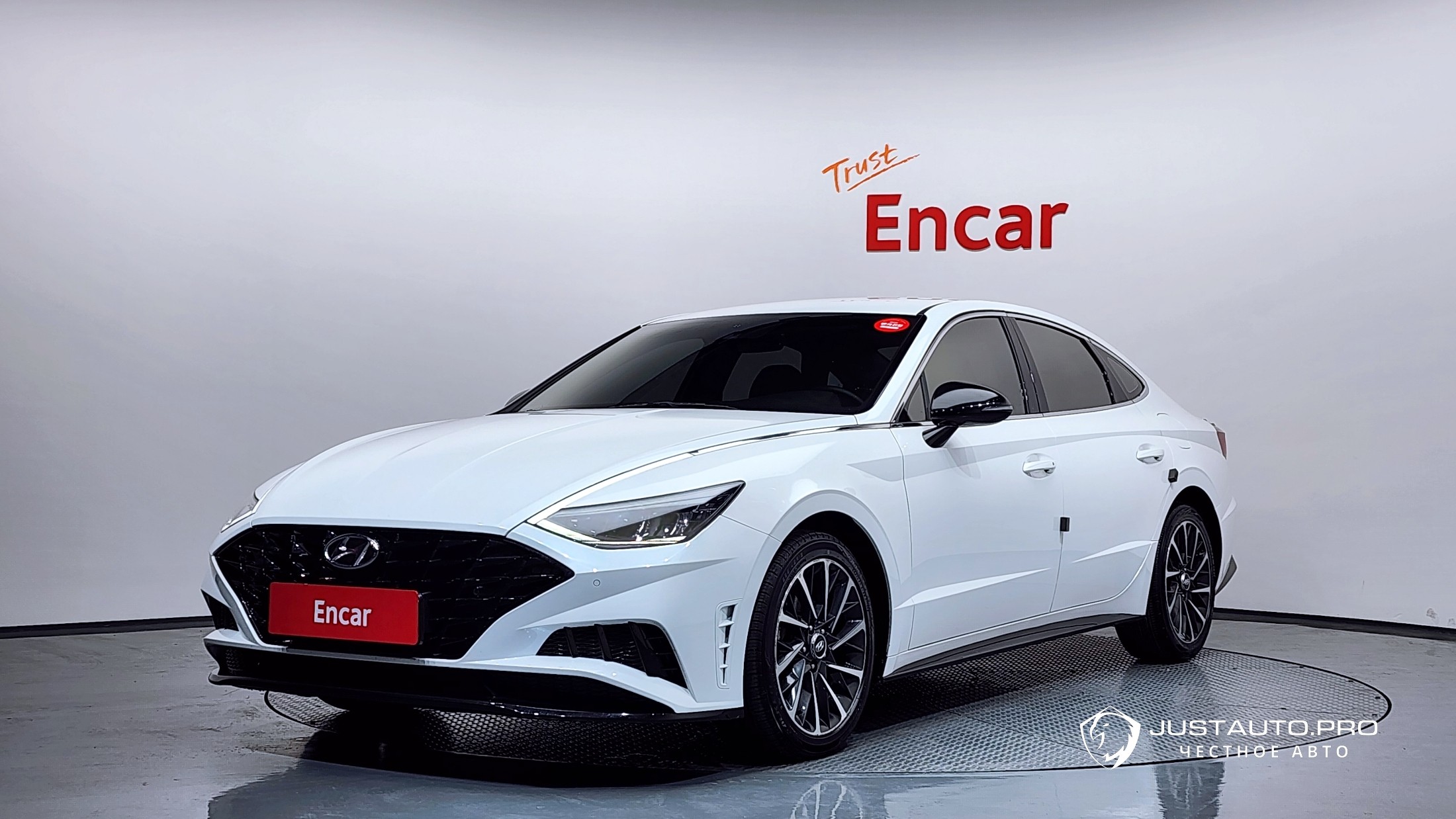 Автомобиль Hyundai Sonata