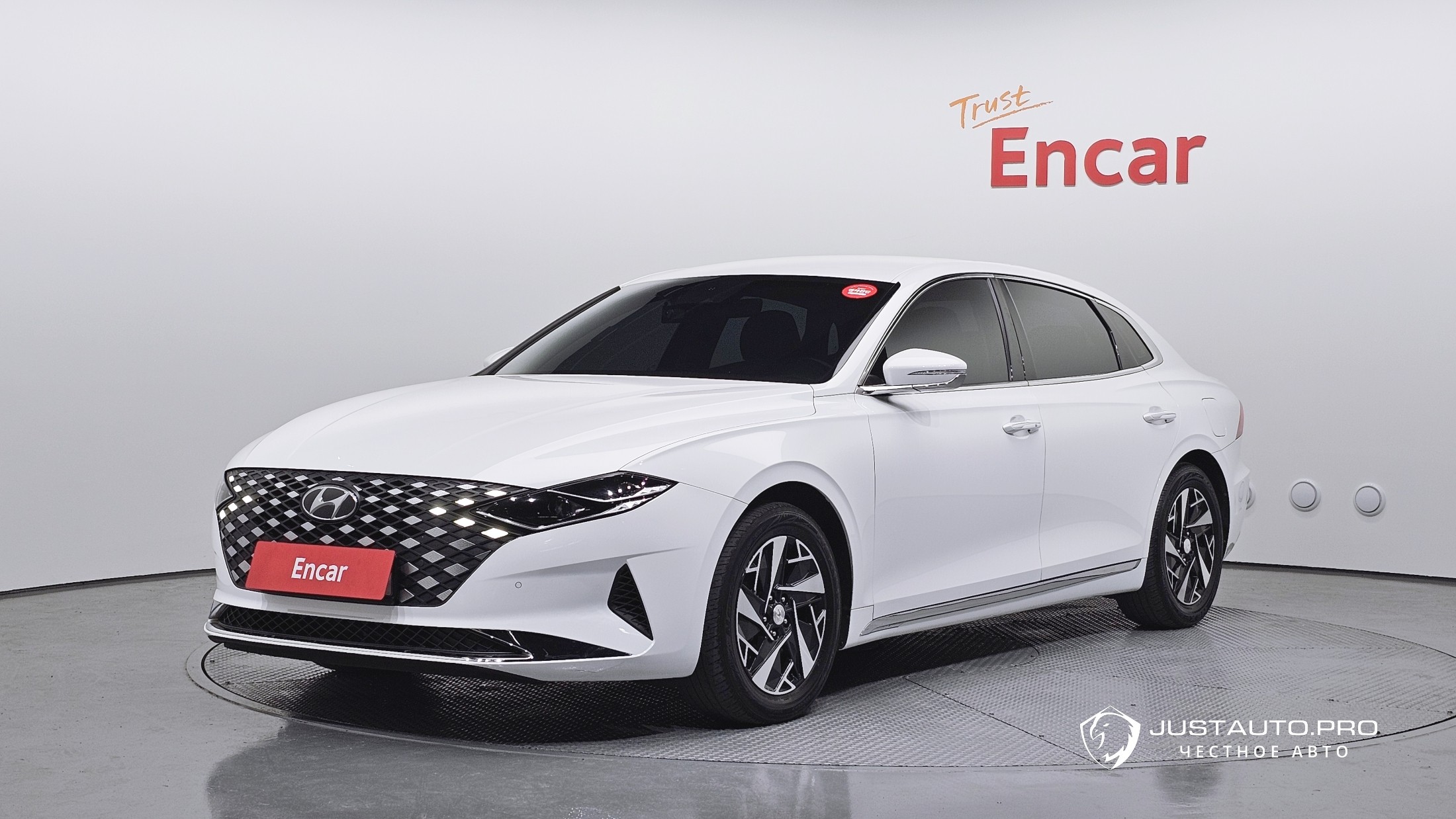 Автомобиль Hyundai Grandeur