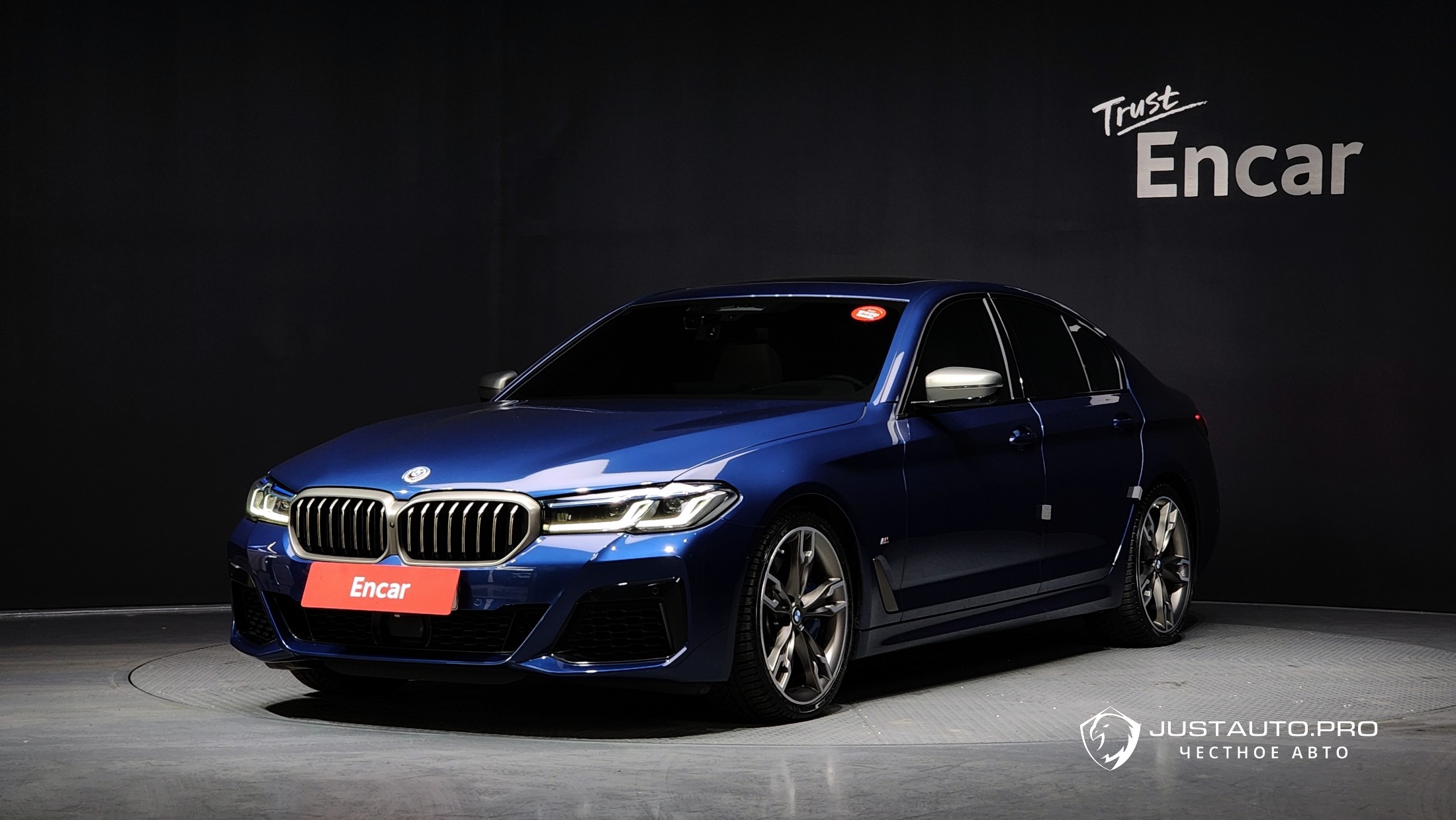 Автомобиль BMW 5-Series