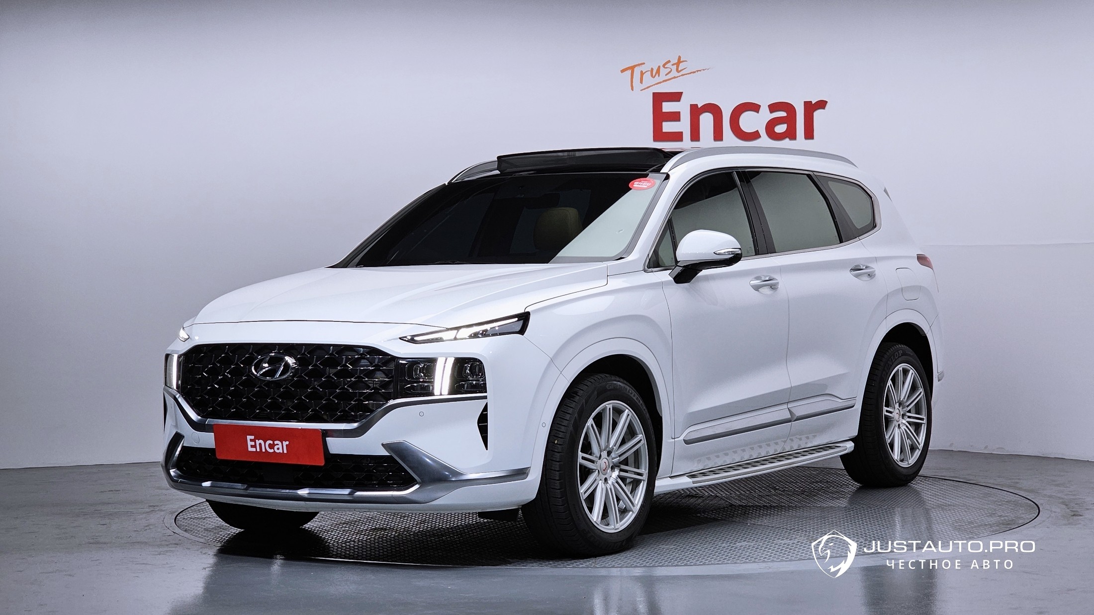 Автомобиль Hyundai Santafe