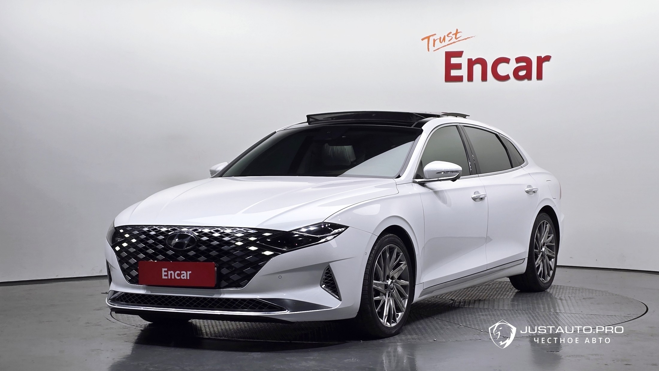 Автомобиль Hyundai Grandeur