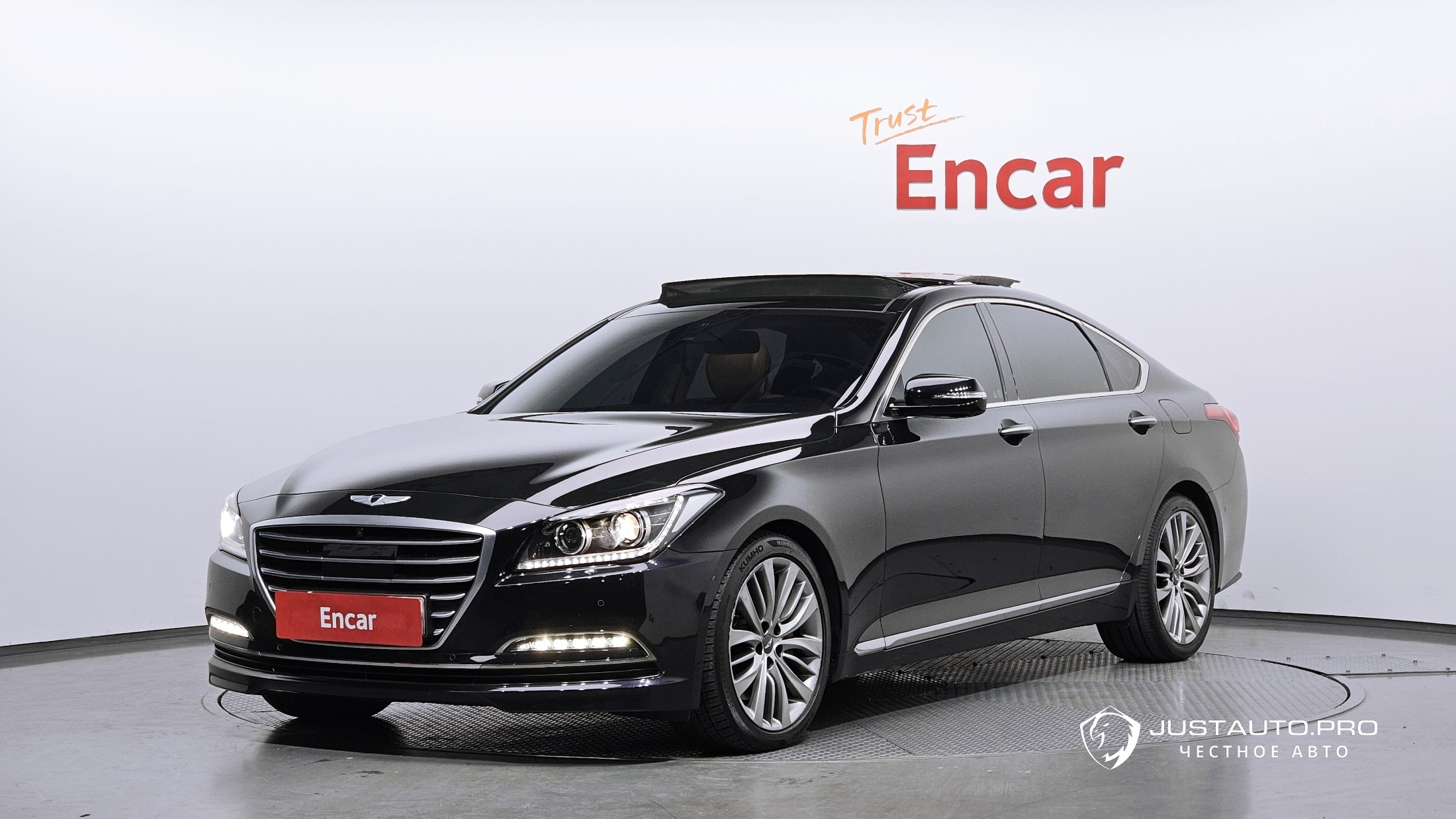Автомобиль Hyundai Genesis
