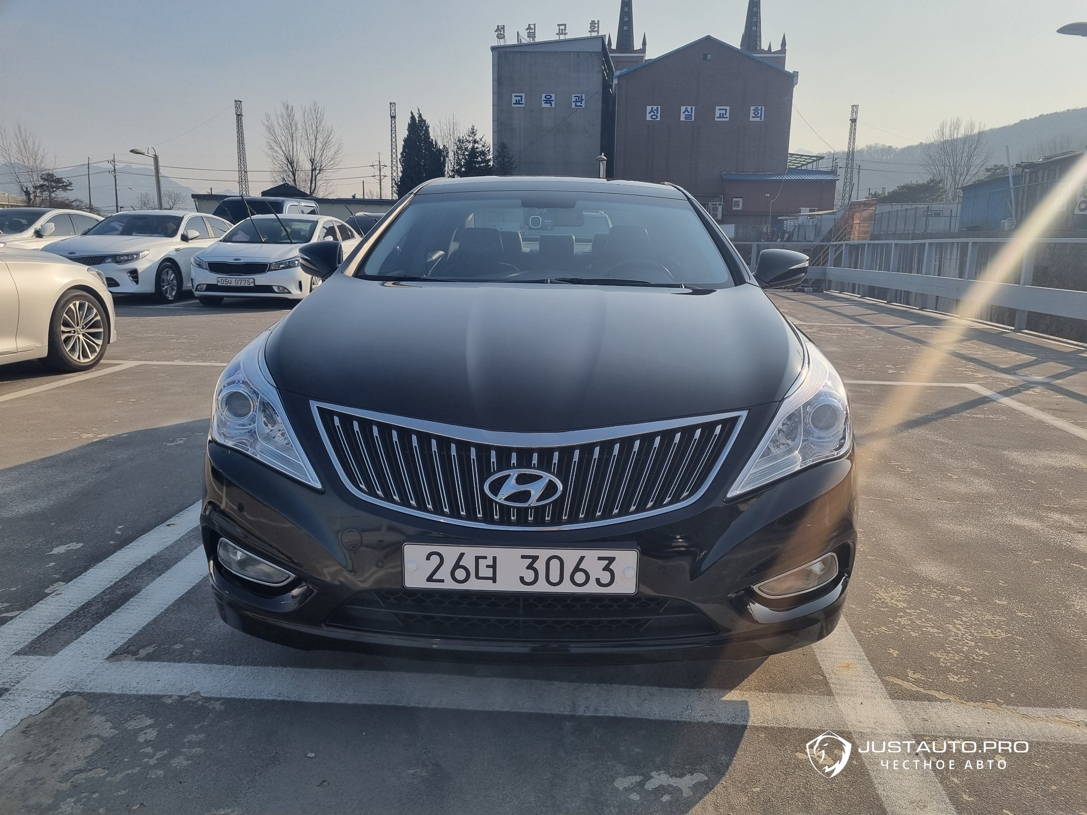 Автомобиль Hyundai Grandeur