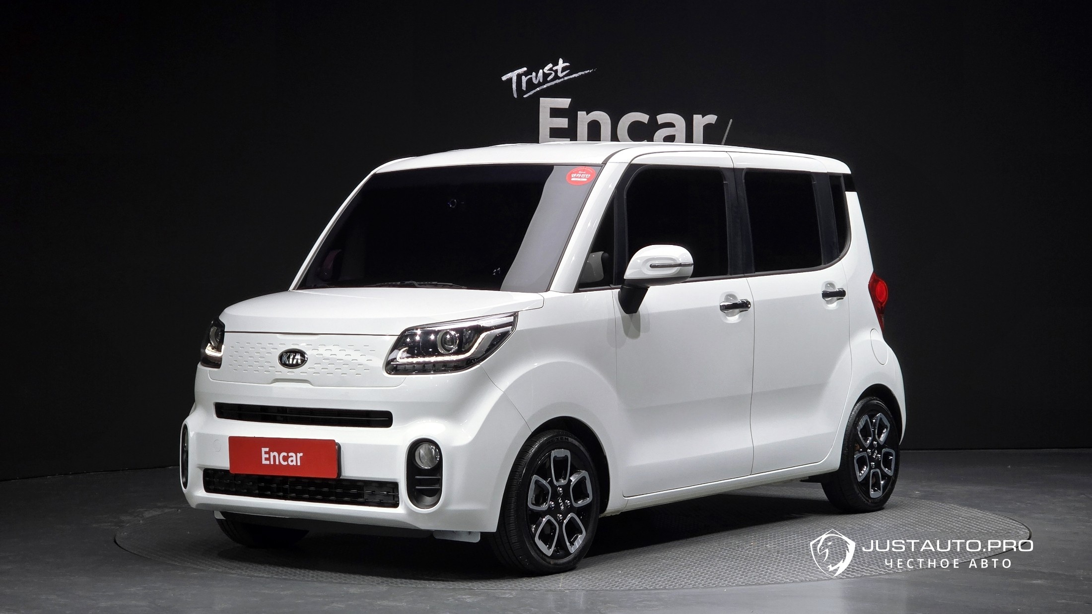 Автомобиль Kia RAY