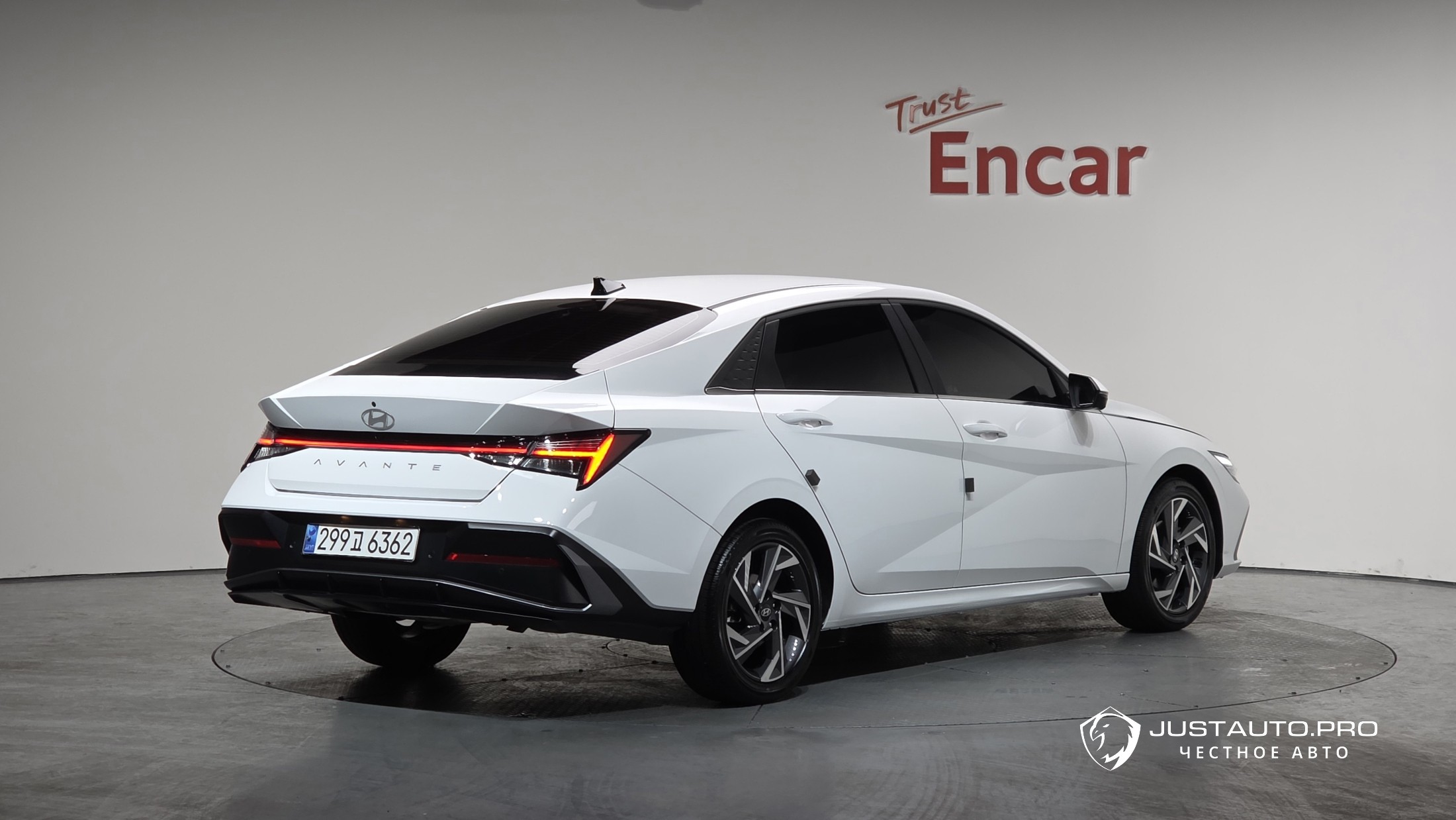 Автомобиль Hyundai AVANTE