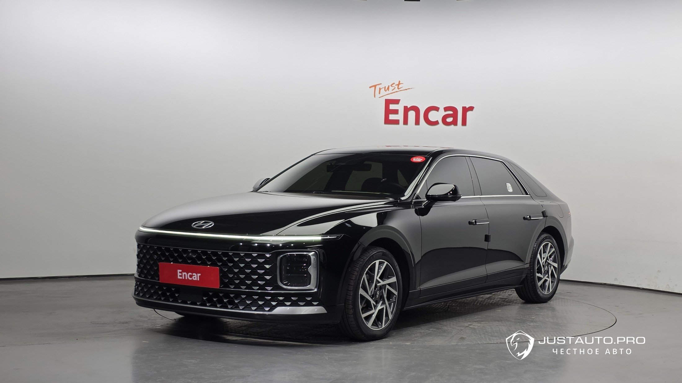 Автомобиль Hyundai Grandeur