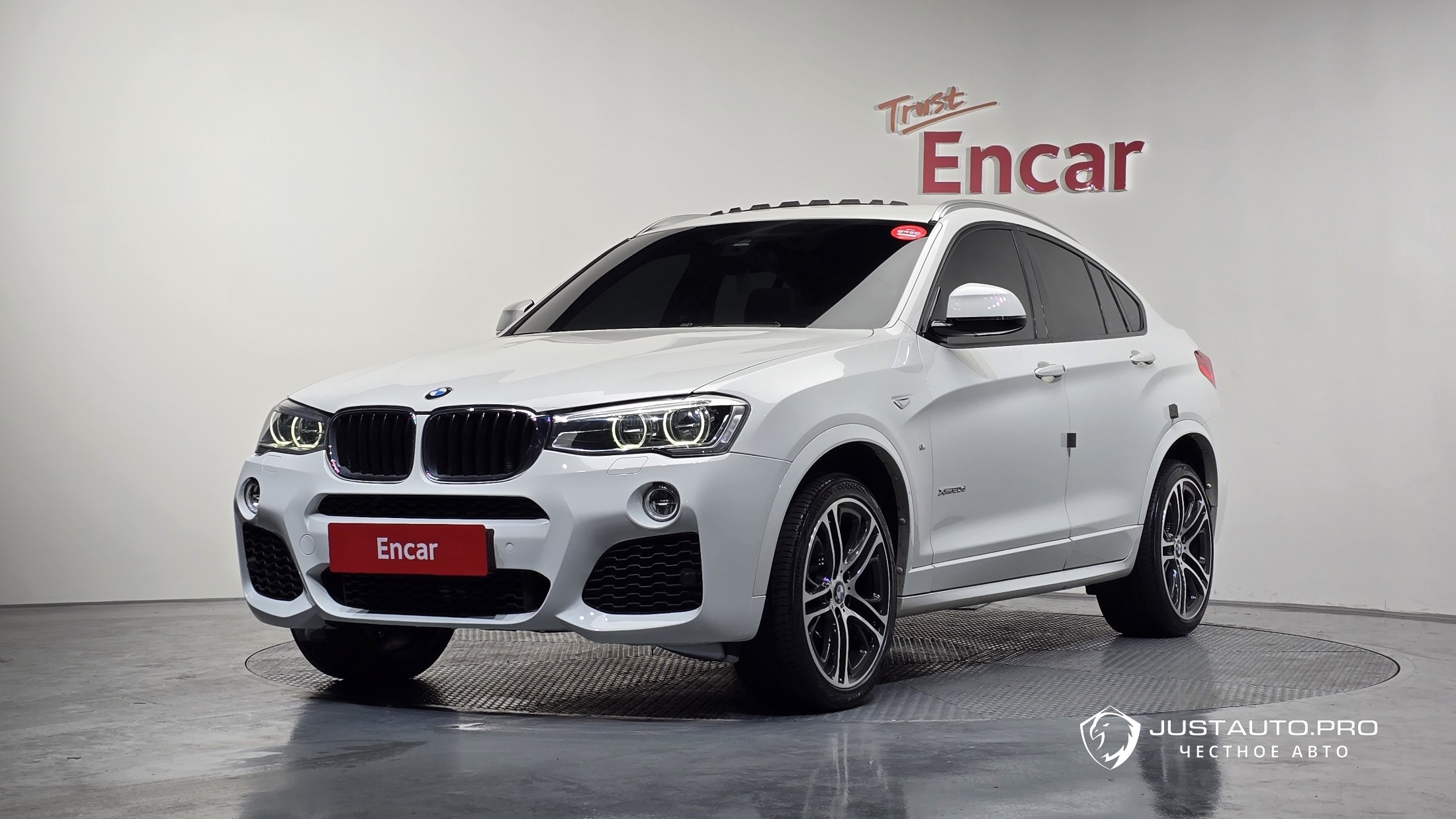 Автомобиль BMW X4