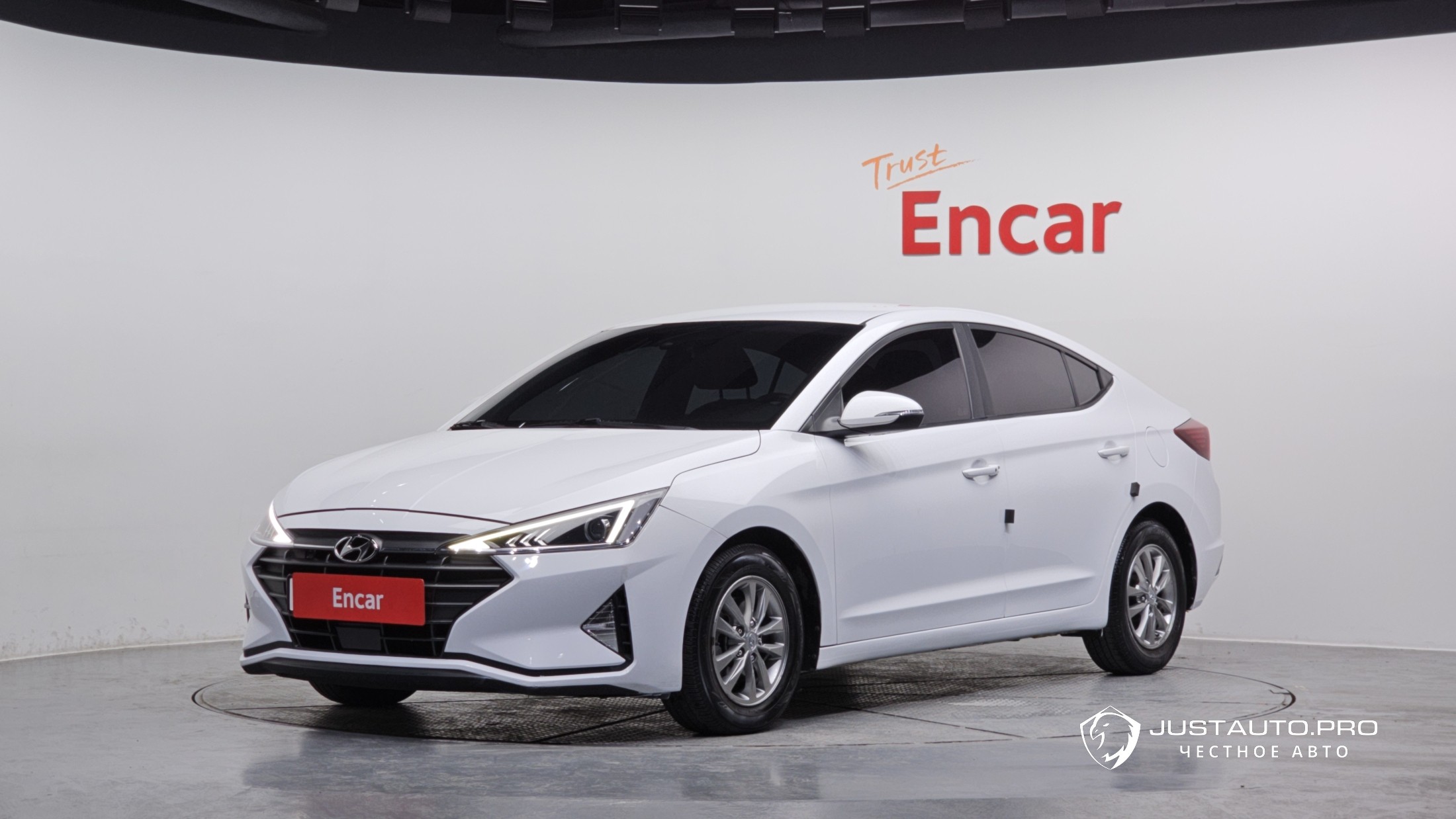 Автомобиль Hyundai AVANTE