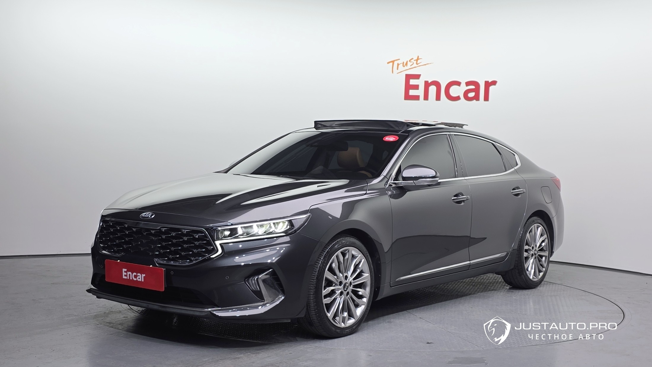 Автомобиль Kia K7