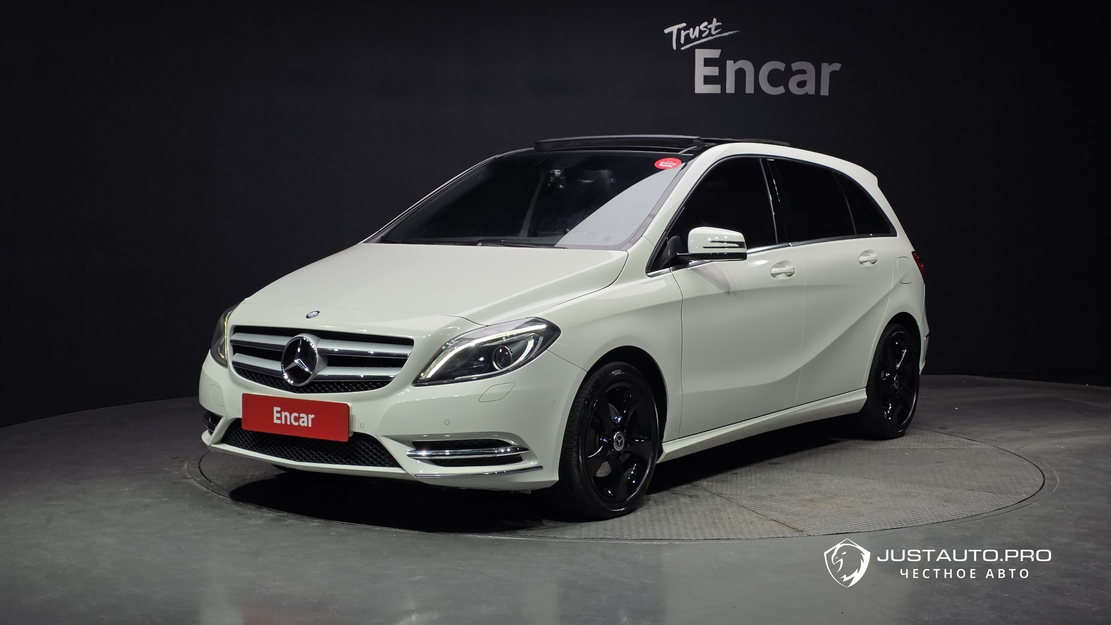 Автомобиль Mercedes-Benz B-Class