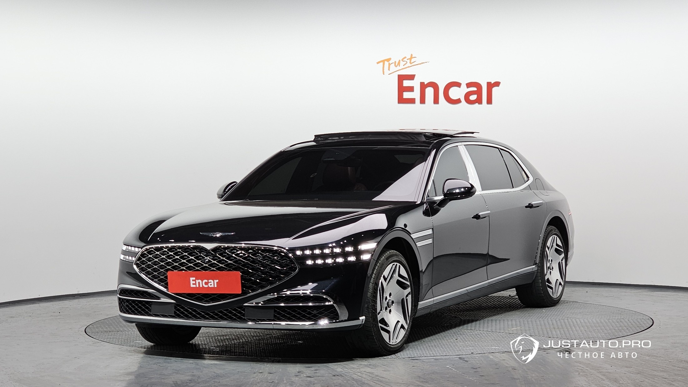 Автомобиль Genesis G90