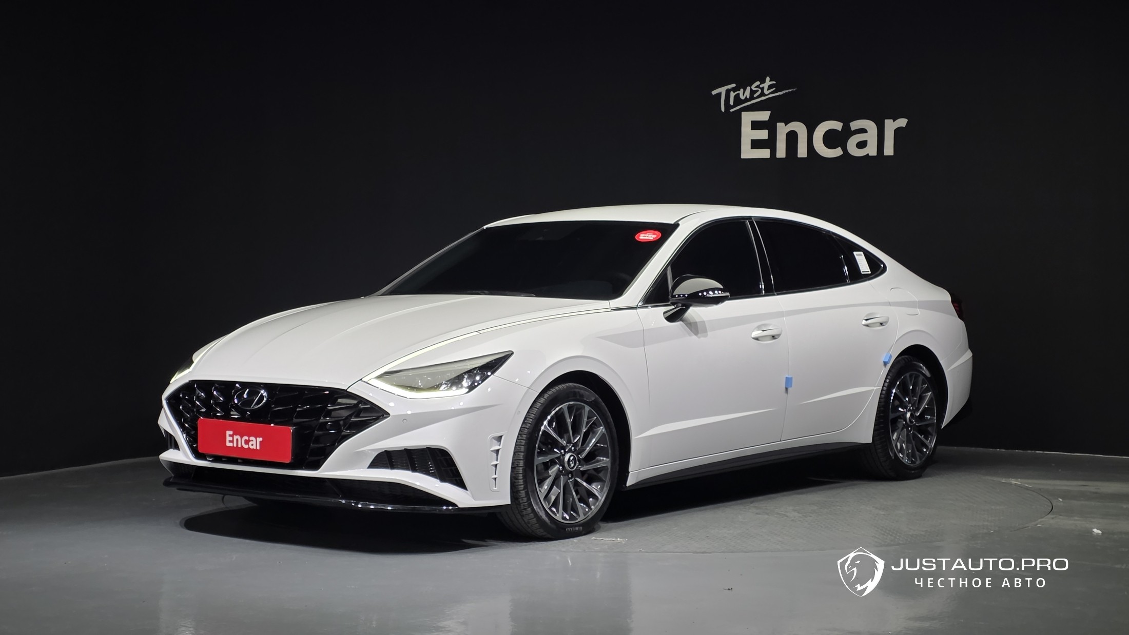 Автомобиль Hyundai Sonata