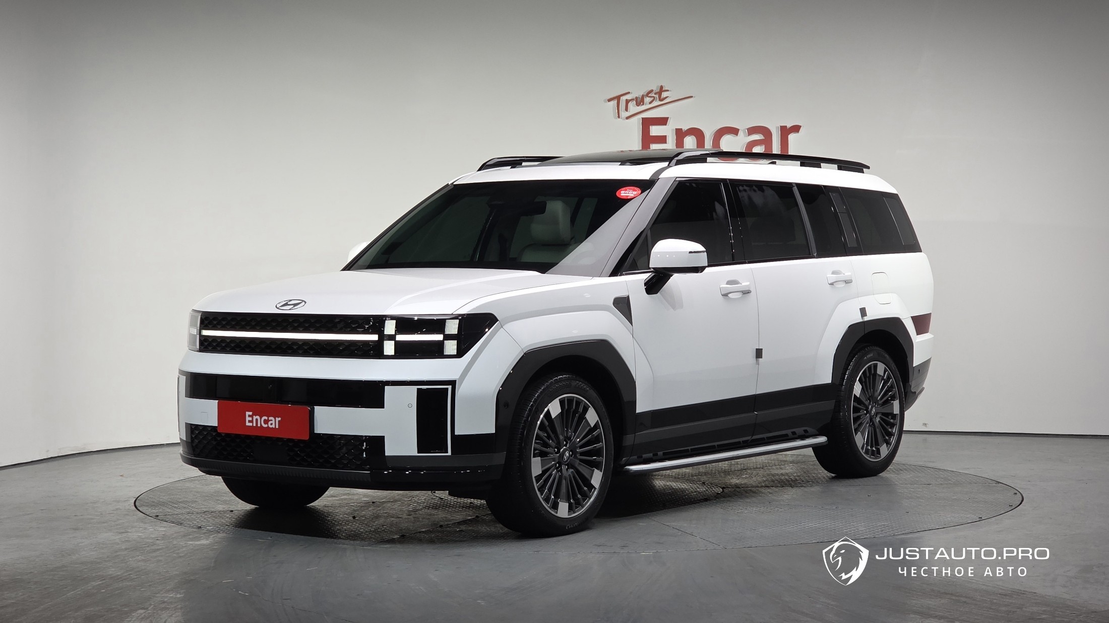 Автомобиль Hyundai Santafe