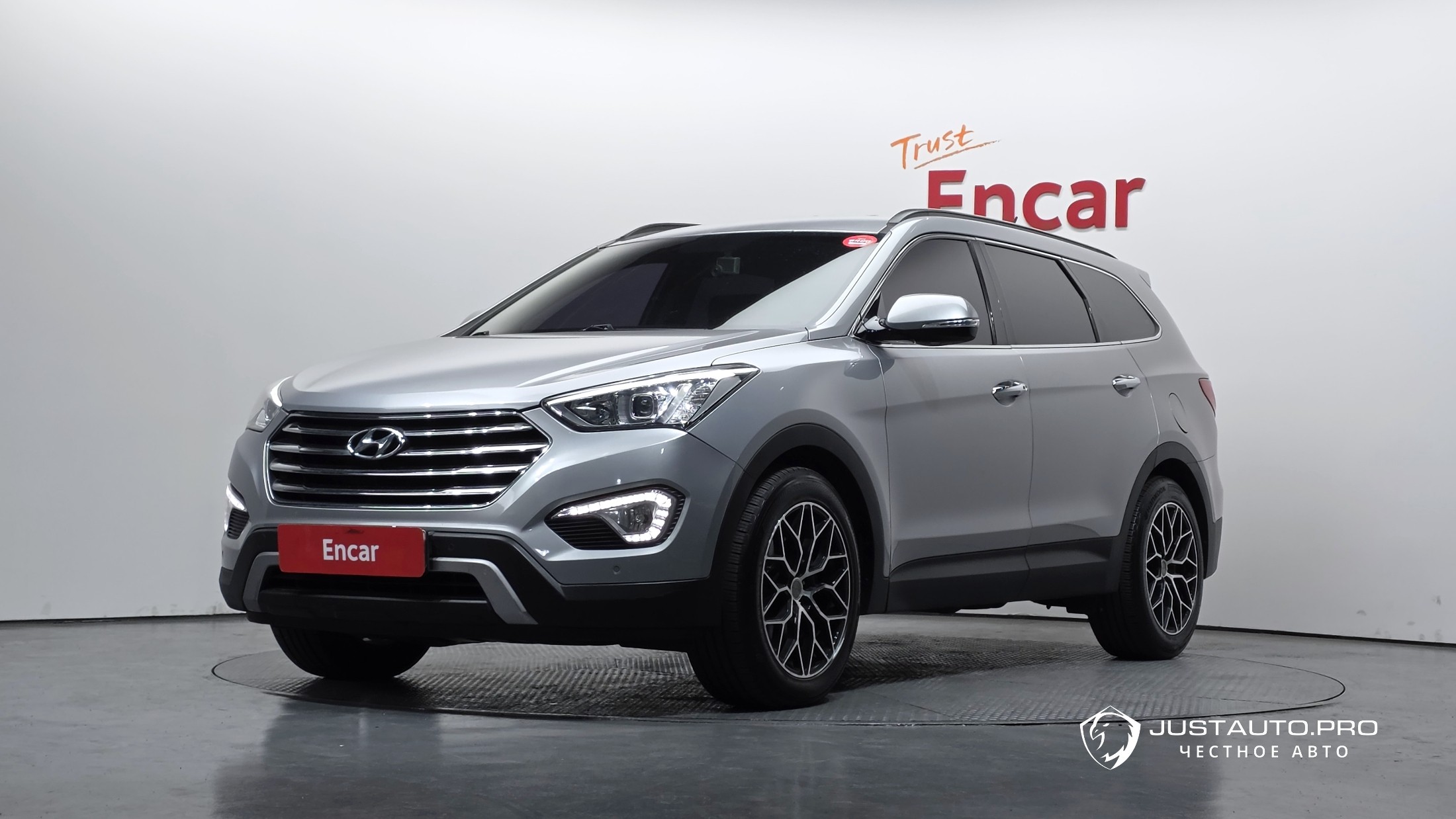 Автомобиль Hyundai Maxcruz