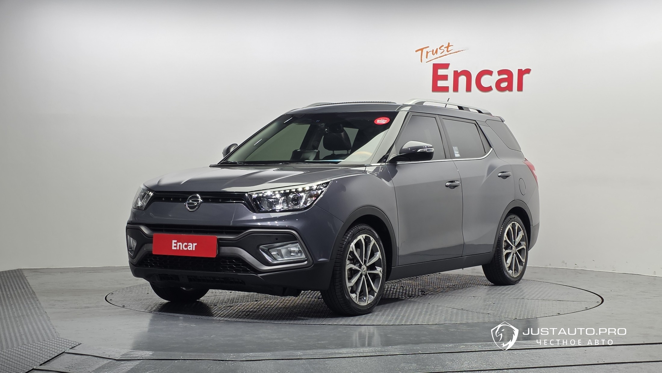 Автомобиль KG_Mobility_Ssangyong TIBOLI
