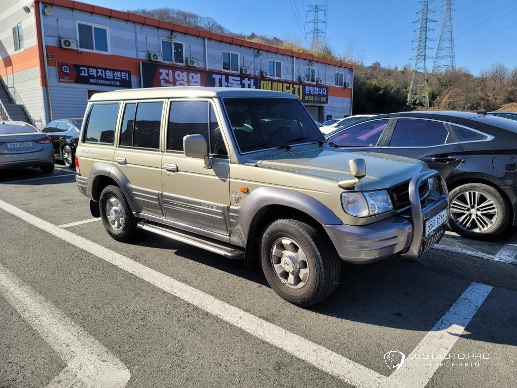 Автомобиль Hyundai Galloper