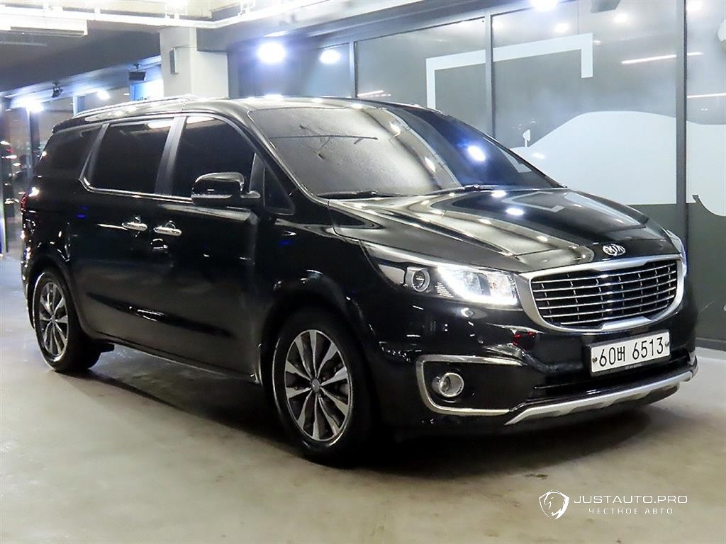 Автомобиль Kia Canival