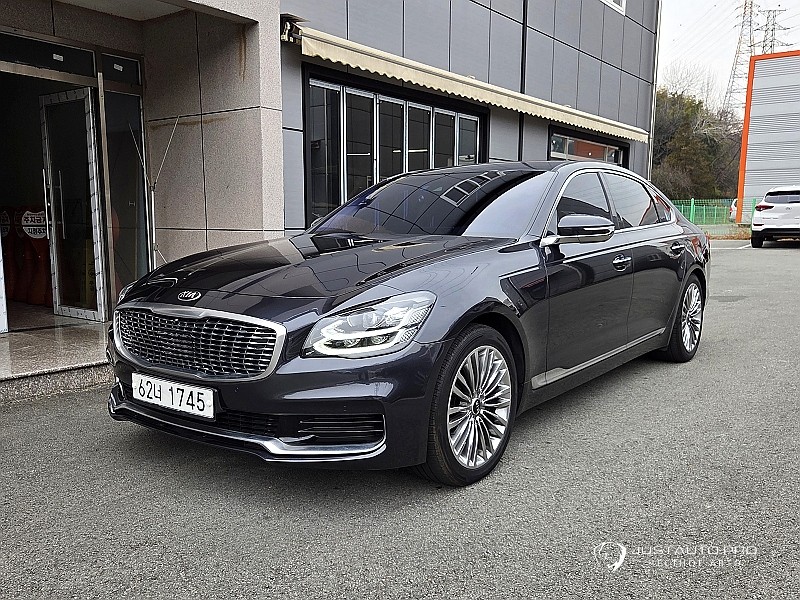 Автомобиль Kia K9