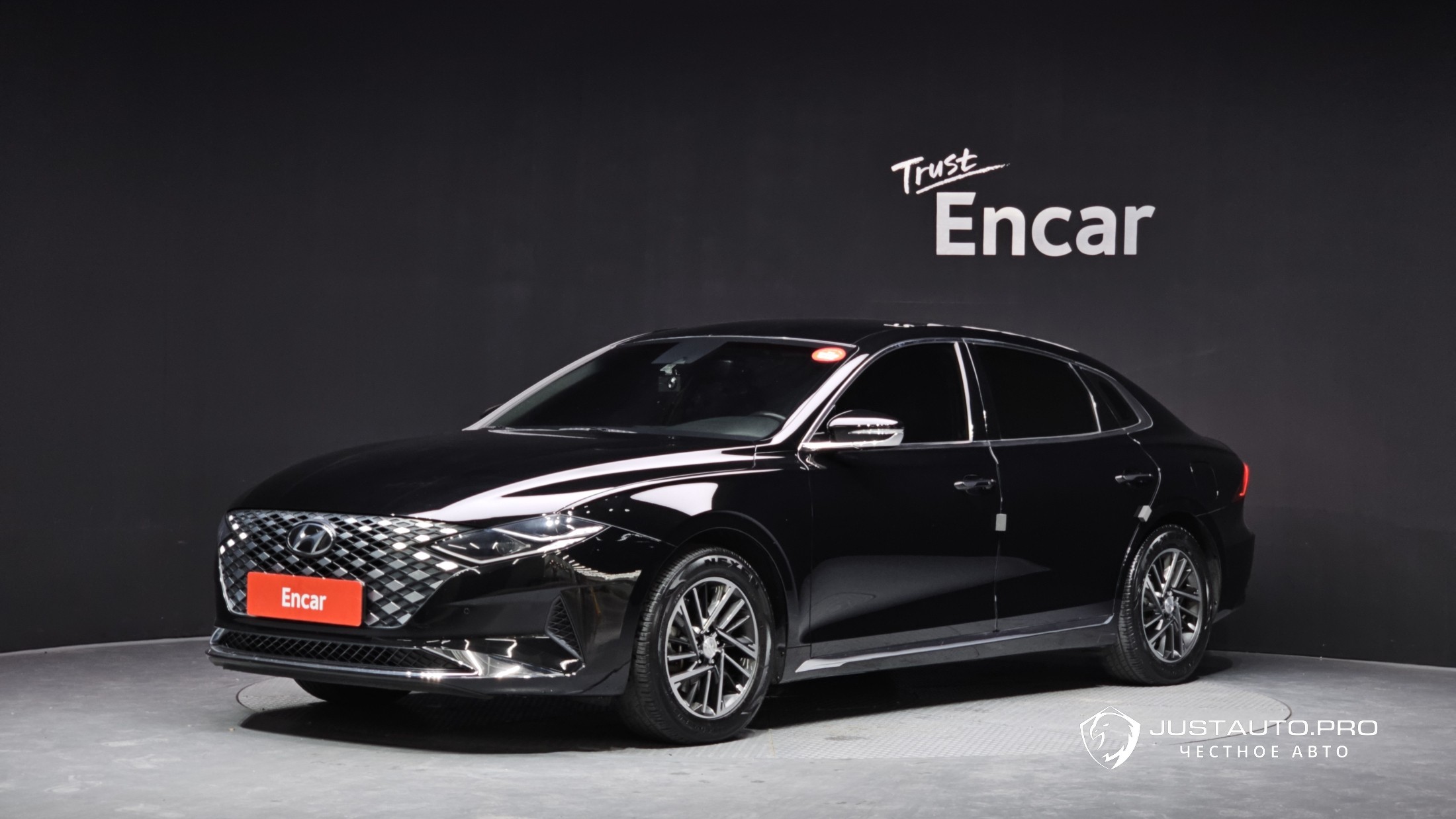 Автомобиль Hyundai Grandeur