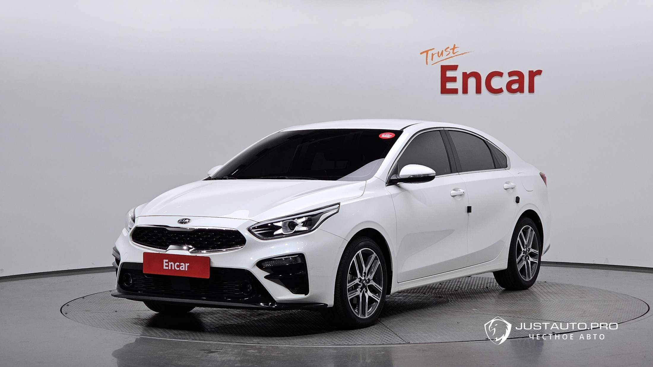 Автомобиль Kia K3