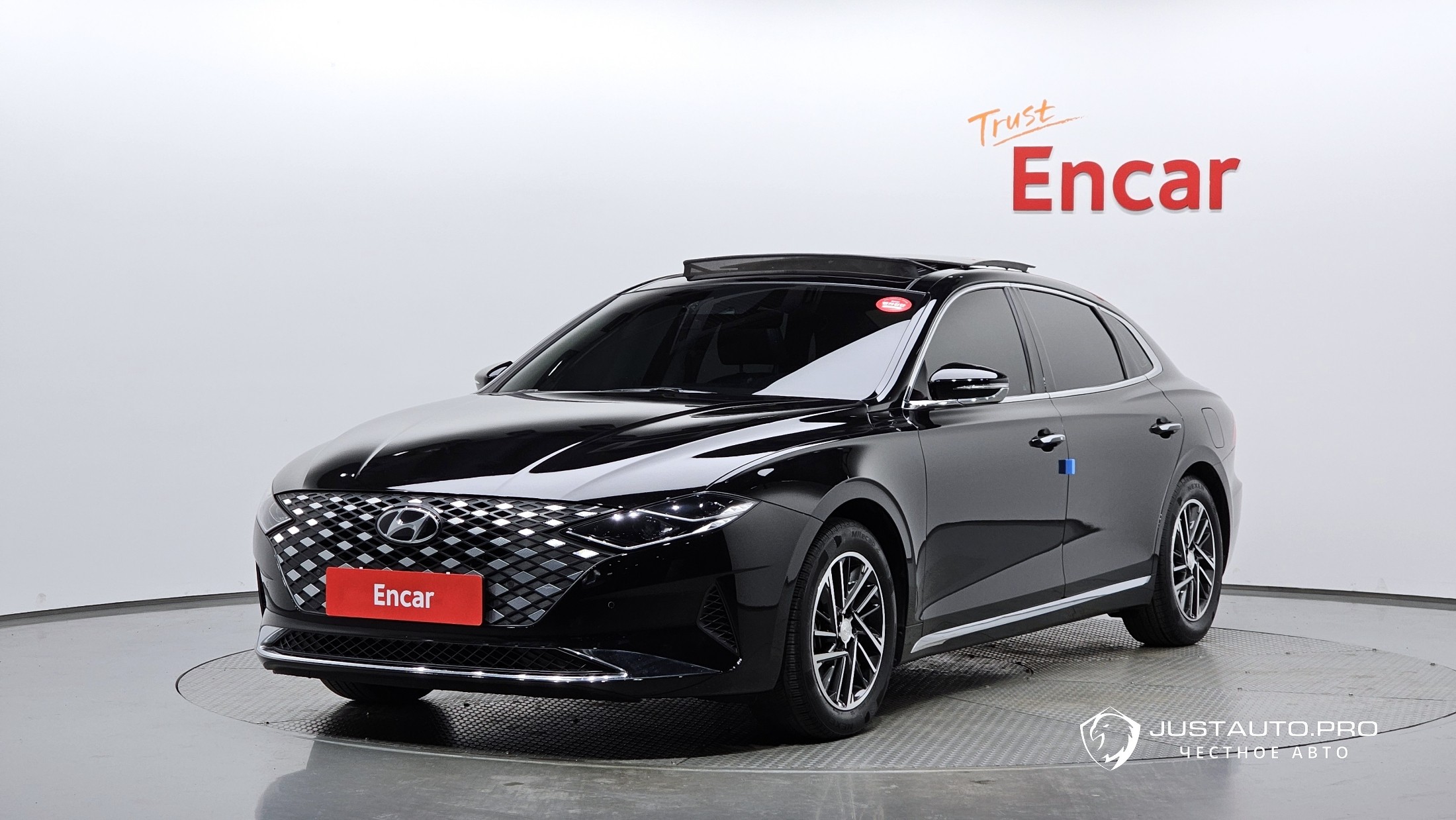 Автомобиль Hyundai Grandeur