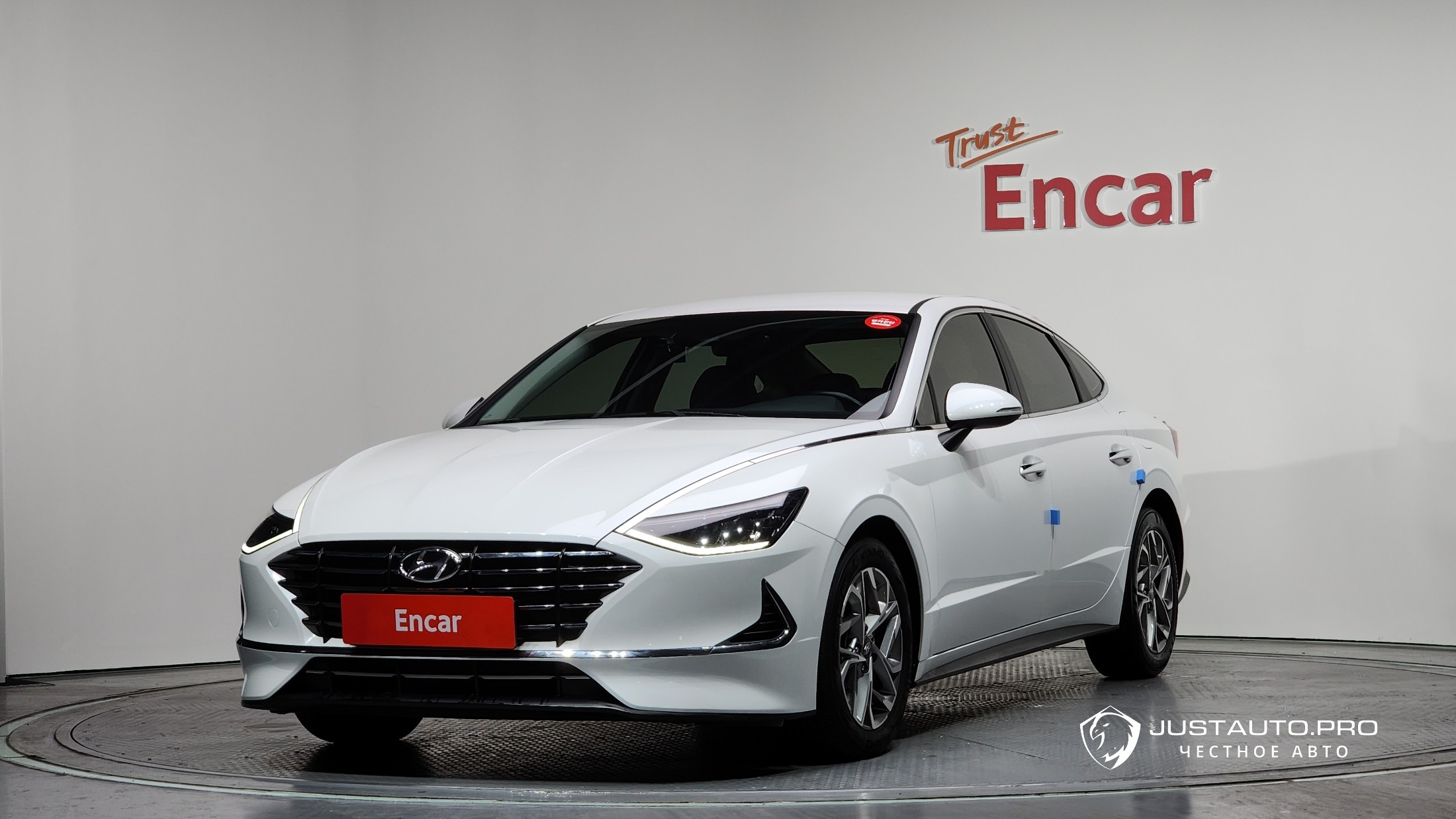 Автомобиль Hyundai Sonata